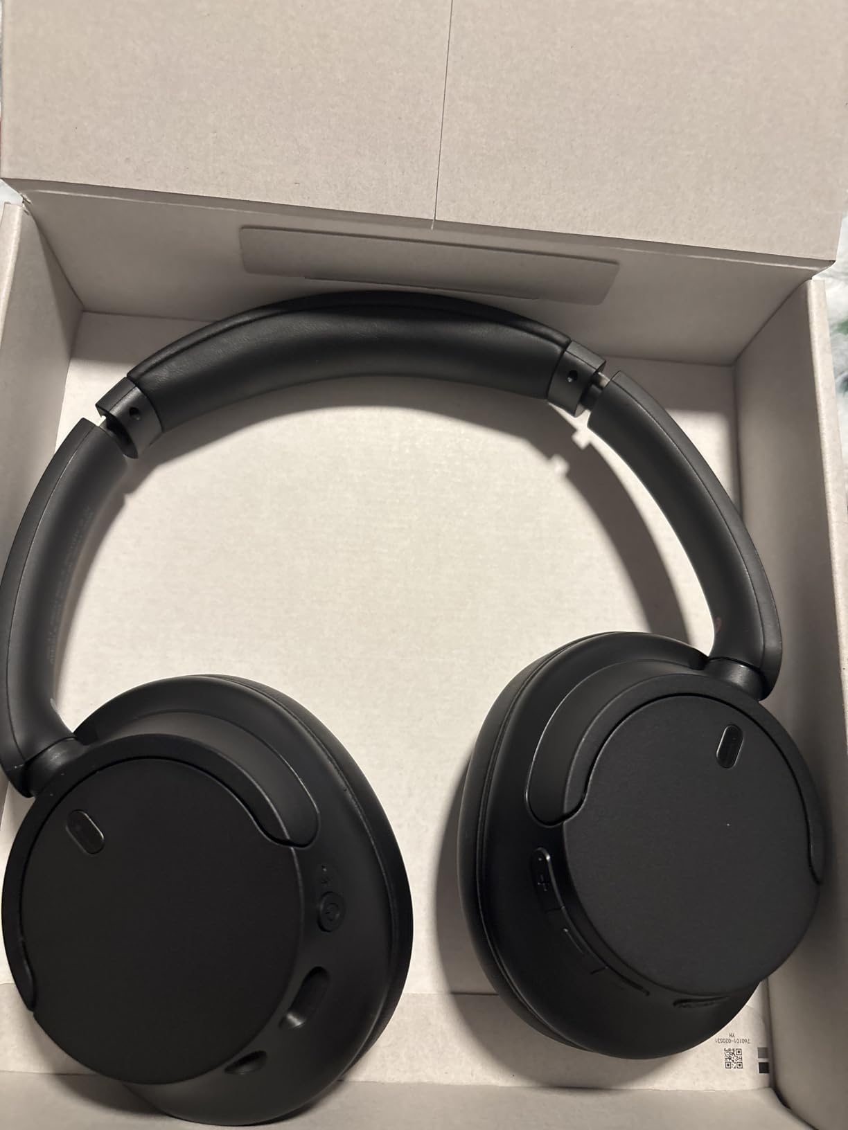 Sony WH-CH720N Noise Canceling Wireless Headphones Bluetooth Over The Ear Headset with Microphone and Alexa Built-in, Black customer photo 2