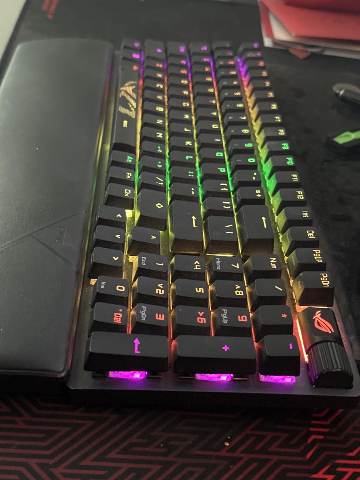ASUS ROG Strix Scope II 96 Wireless Mechanical Gaming Keyboard – 96% Full-Size, Tri-Mode Connectivity, Hot Swappable Pre-lubed ROG NX Snow Linear Switches, PBT Keycaps, RGB, PC/Mac Support-Black customer photo 1