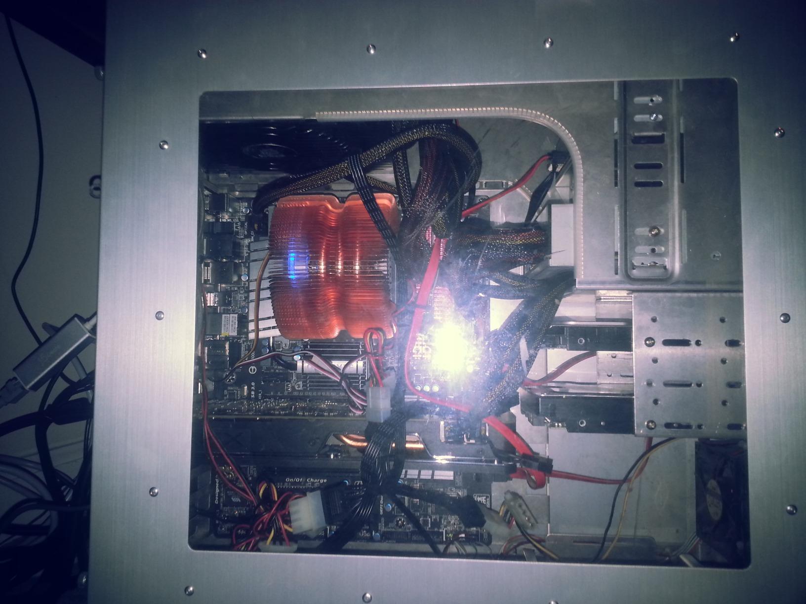 AMD Phenom II X6 1100T Black Edition AM3 3.3GHz 125W Six-Core Processor customer photo 1