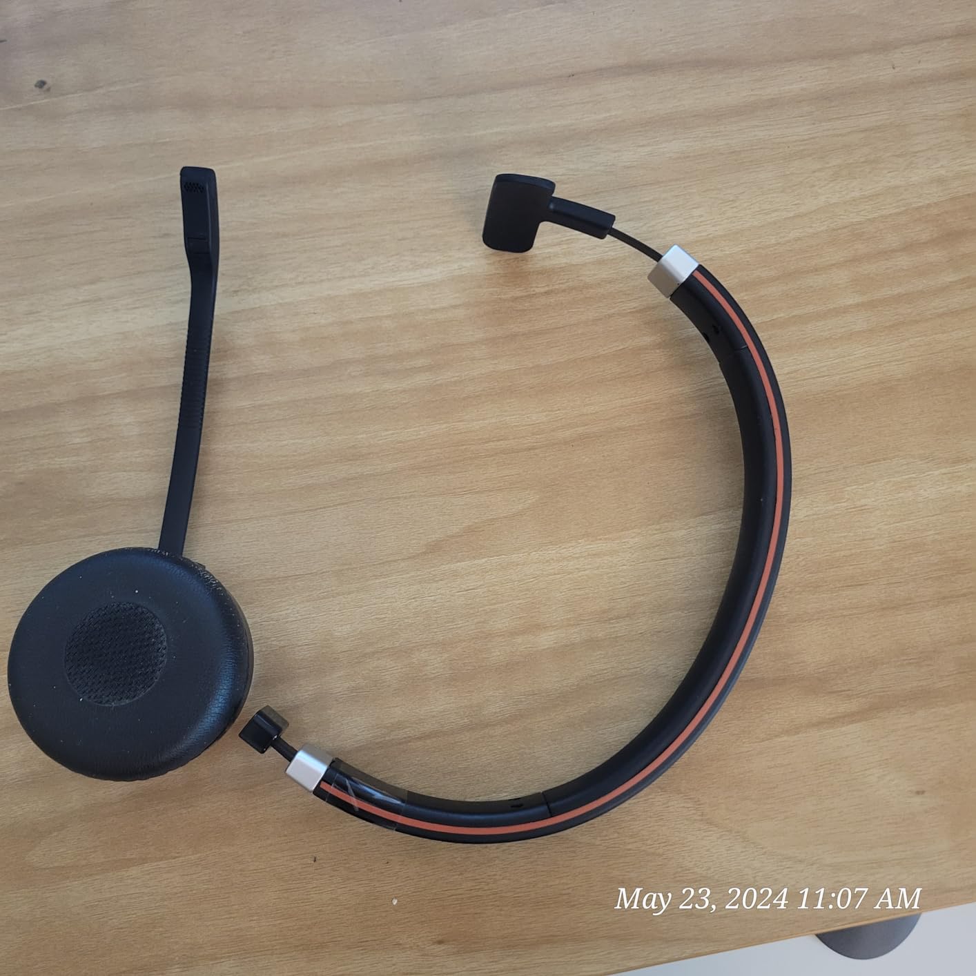 Jabra Evolve 65 UC Wireless Headset, Mono - Includes Link 370 USB Adapter - Bluetooth Headset with Industry-Leading Wireless Performance, Passive Noise Cancellation, All Day Battery customer photo 1