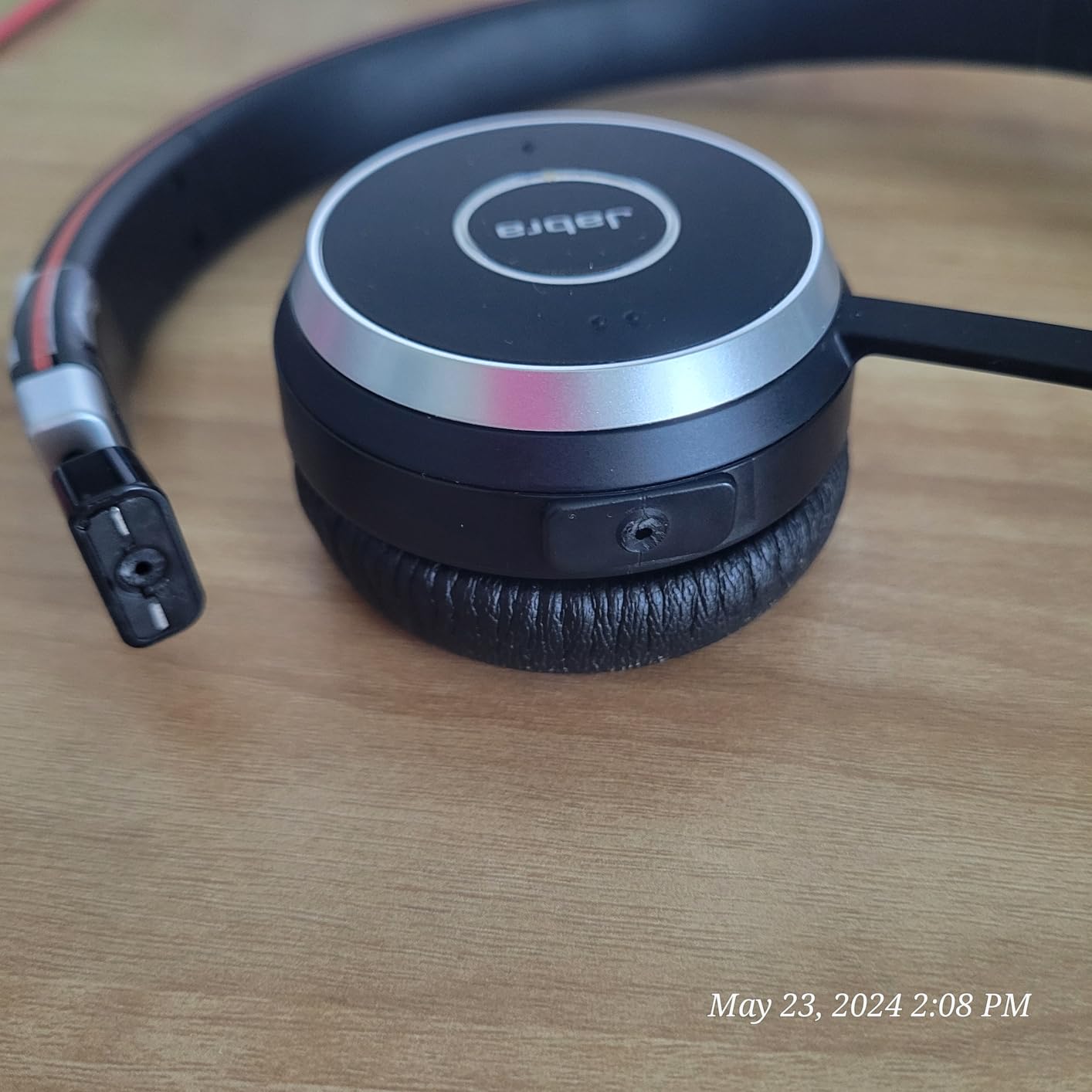 Jabra Evolve 65 UC Wireless Headset, Mono - Includes Link 370 USB Adapter - Bluetooth Headset with Industry-Leading Wireless Performance, Passive Noise Cancellation, All Day Battery customer photo 2