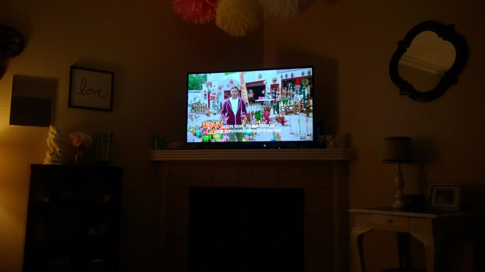 TCL 32D2700 32-Inch 720p 60Hz LED TV (Non-Smart) customer photo 2