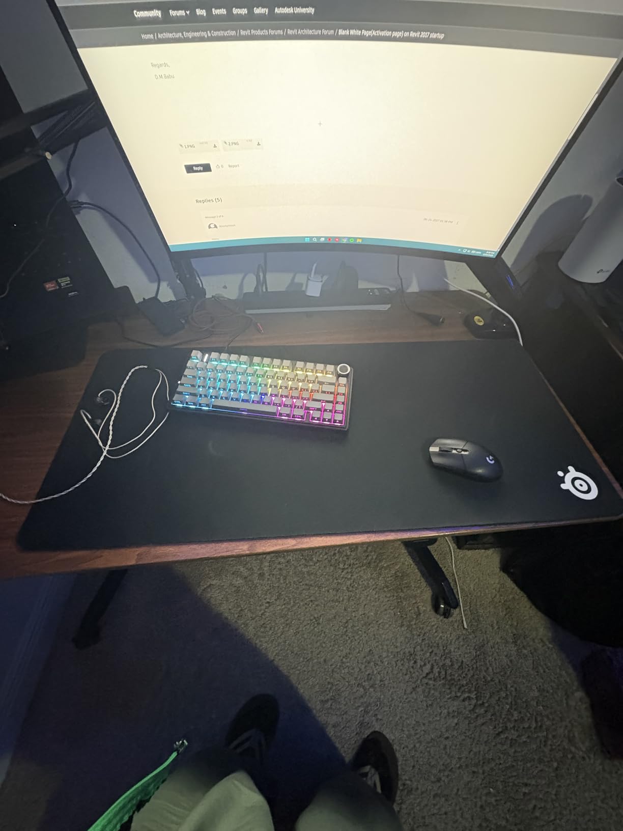 SteelSeries QcK Gaming Mouse Pad - XXL Thick Cloth - Sized to Cover Desks customer photo 1