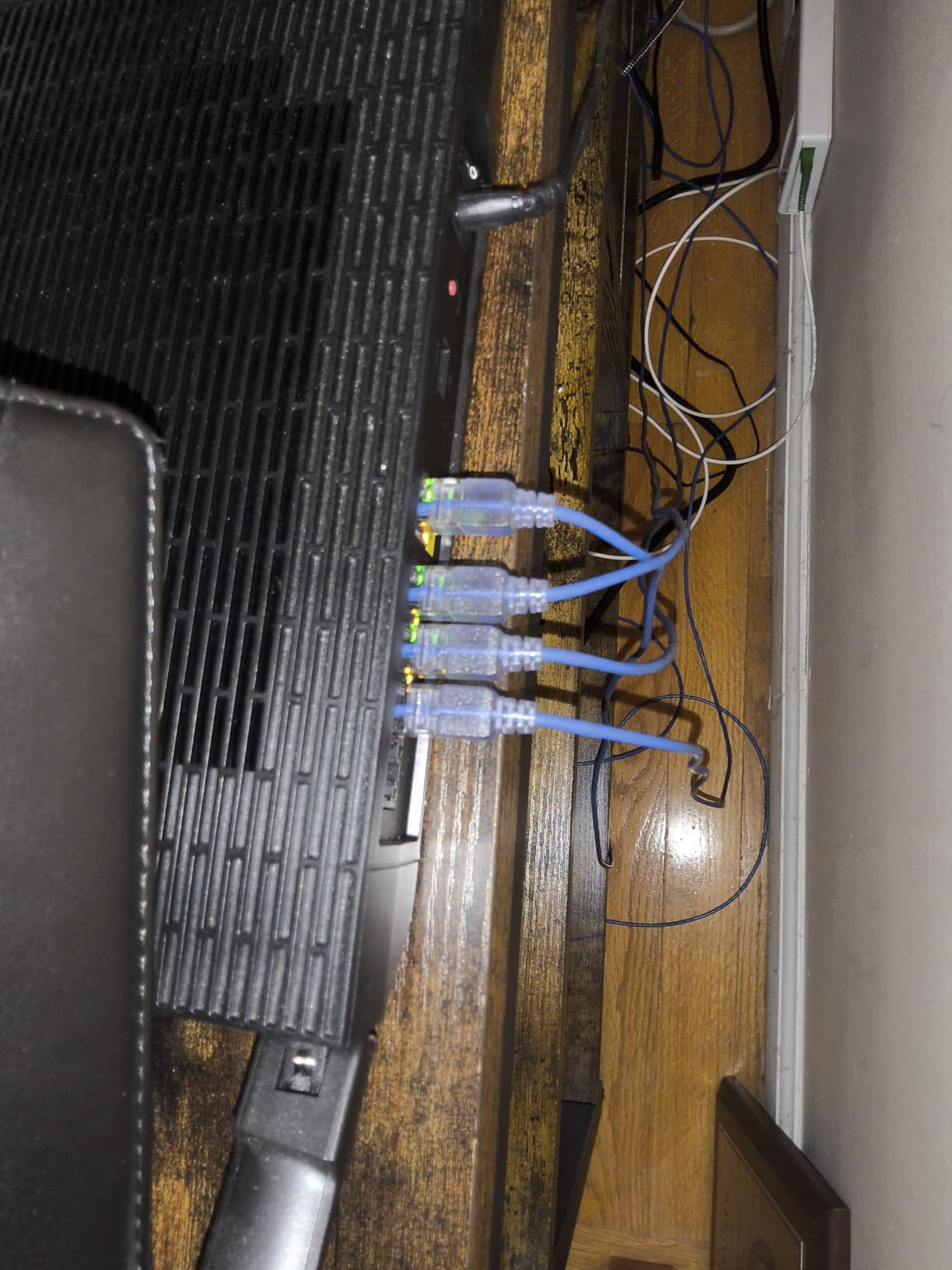 Monoprice Cat6A Ethernet Patch Cable - Snagless RJ45, 550Mhz, 10G, UTP, Pure Bare Copper Wire, 30AWG, 10-Pack, 10 Feet, Blue - SlimRun Series customer photo 1