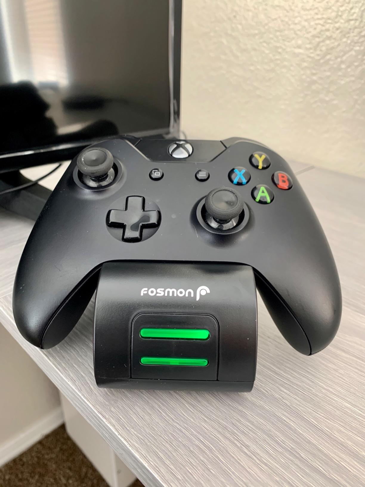Fosmon Fast Charging for Xbox Controller Charger Station for Xbox Series X | S, Xbox One, Elite, Core w/ 2X 5280mWh Rechargeable Battery Packs, 4 Covers & Dock Stand customer photo 2