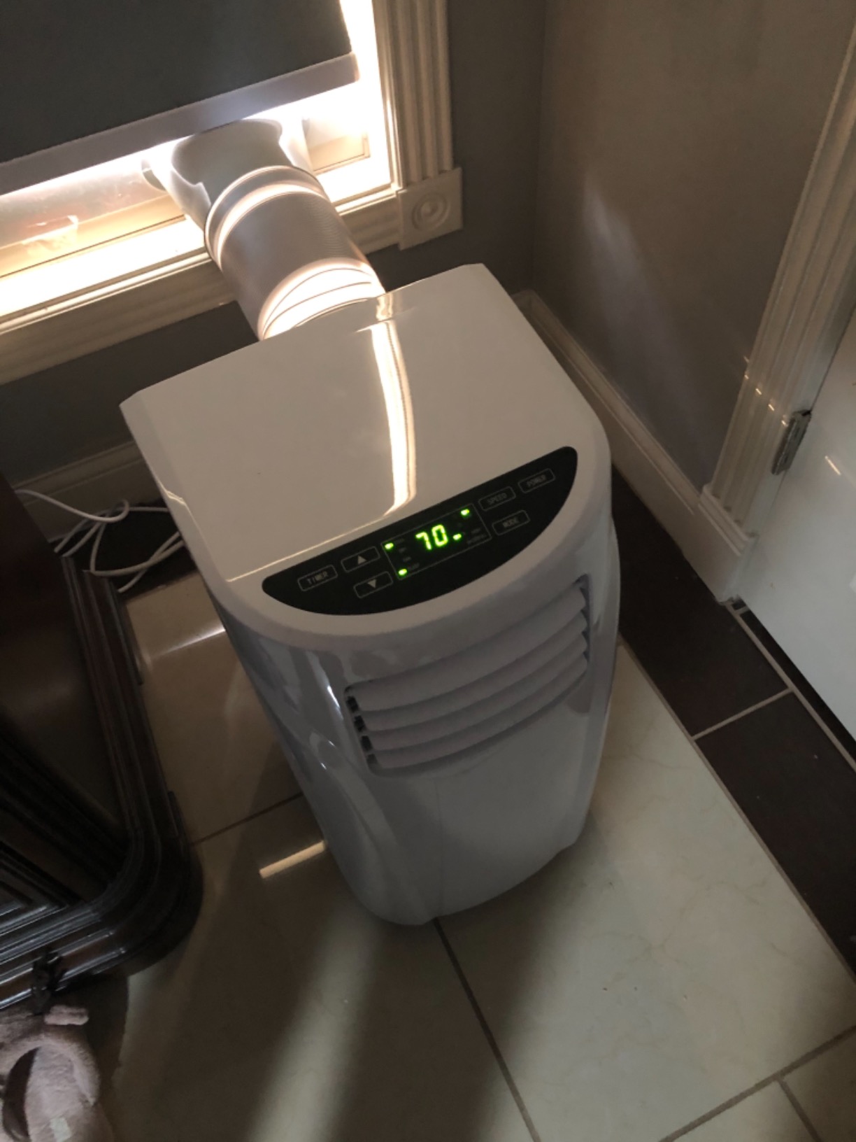 Portable Air Conditioners, 8000 BTU Air Conditioner Unit spaces up to 230 Sq.Ft with Remote Control Dehumidifier Function Window Wall Mount, 4 Caster Wheel, Sleep Mode and 2 Fan Speed customer photo 2