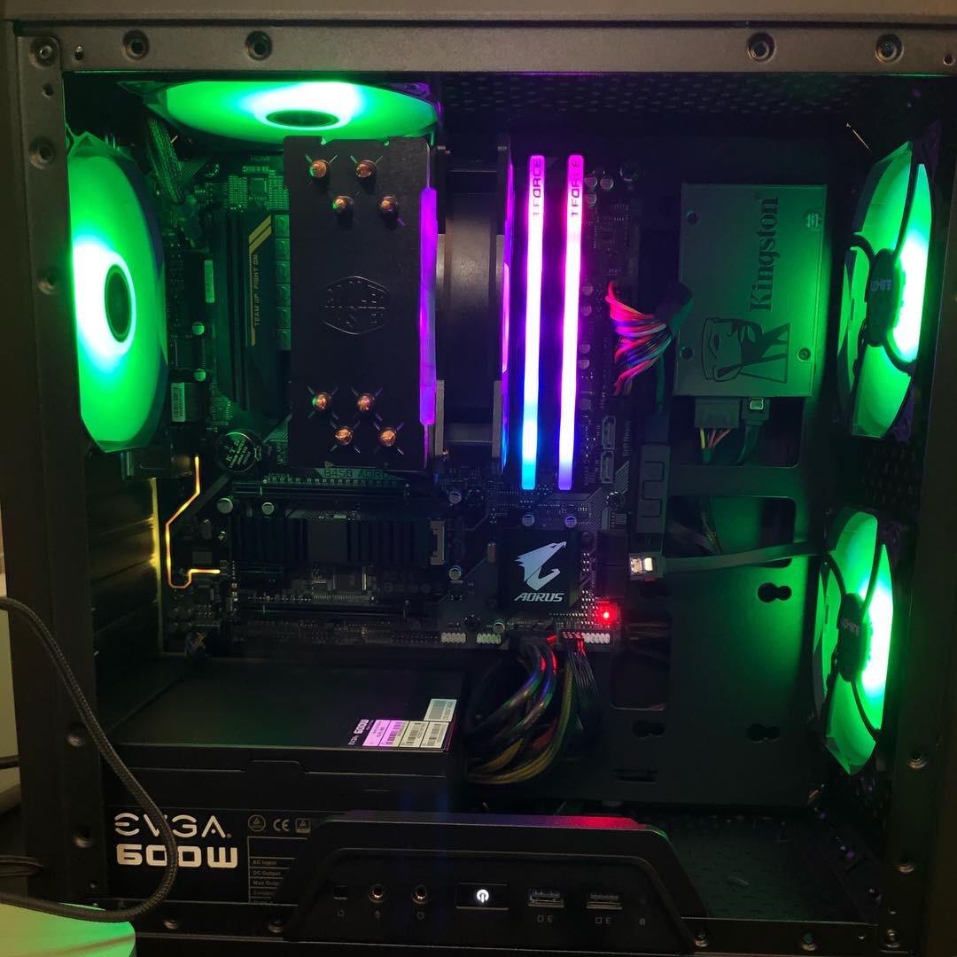 AMD Ryzen 3 2200G Processor with Radeon Vega 8 Graphics - YD2200C5FBBOX customer photo 1