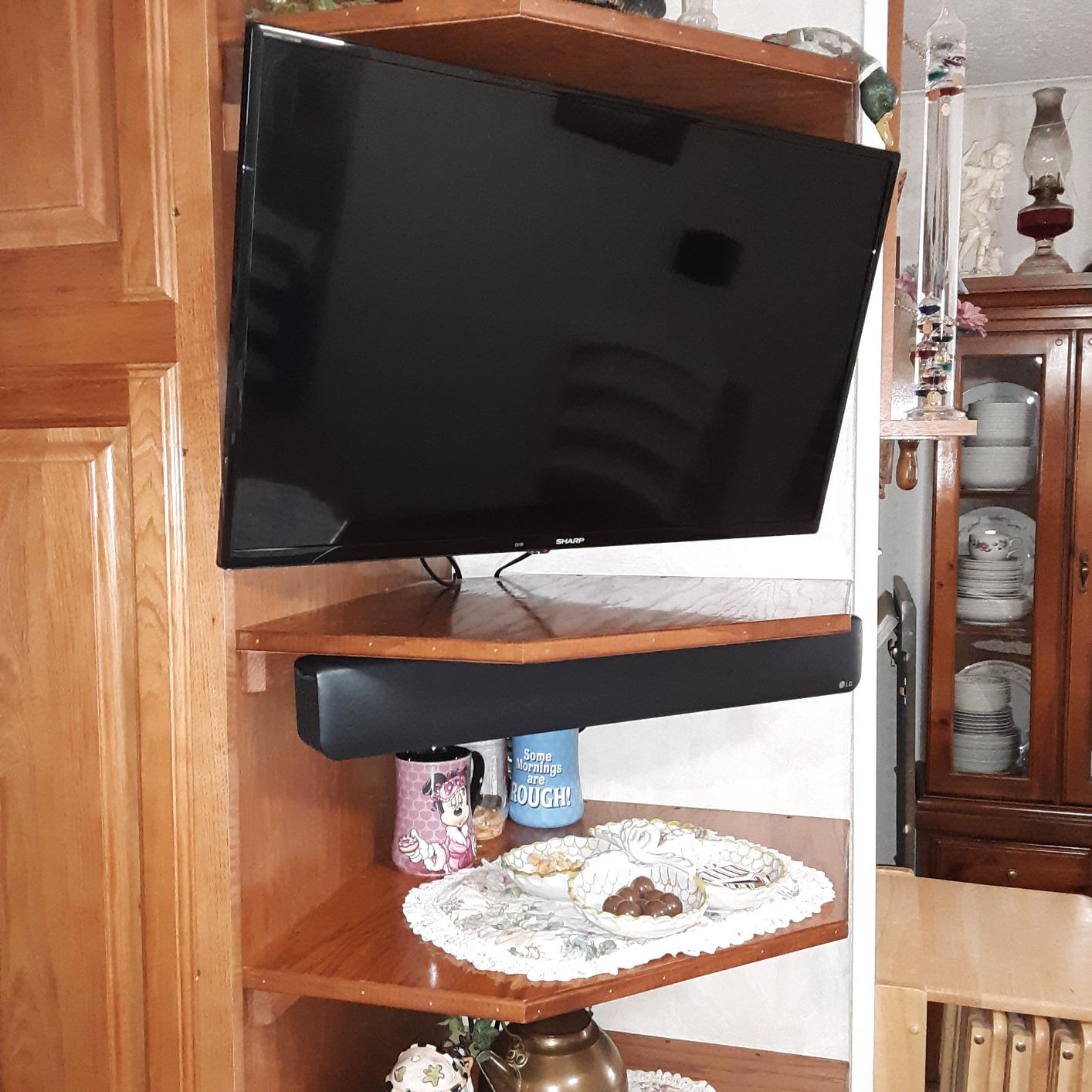 LG Soundbar SK1 2.0 ch Compact Sound Bar with Bluetooth customer photo 2