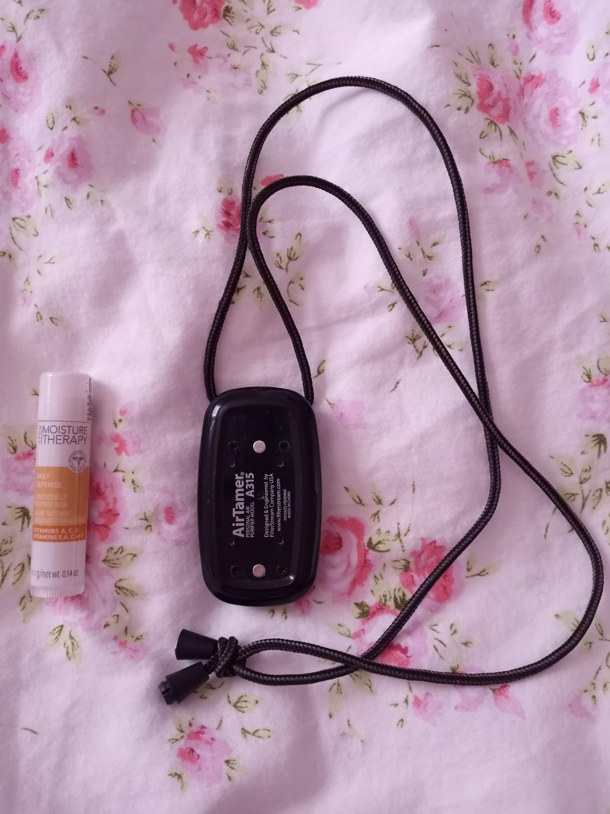 Wearable Air Purifier Necklace - Rechargeable Negative Ion Emitter with Black Leather Travel Case for Office, Travel & Everyday Use, Black customer photo 2
