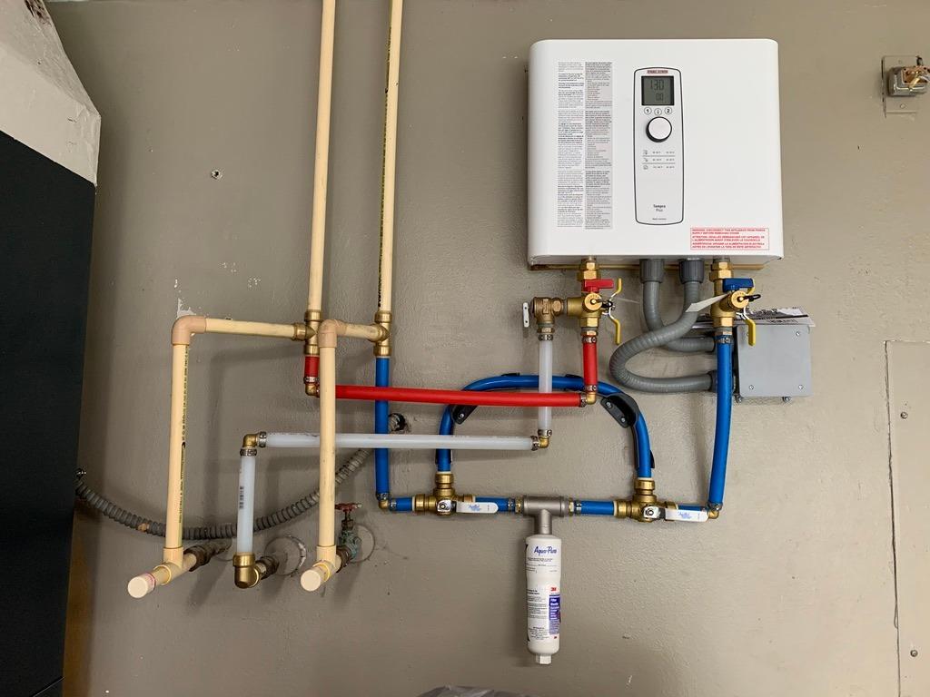 Bosch Tankless Water Heater - Tempra 24 Plus - Electric, 24kW, On Demand Hot Water, Eco, White, Made in Germany customer photo 1