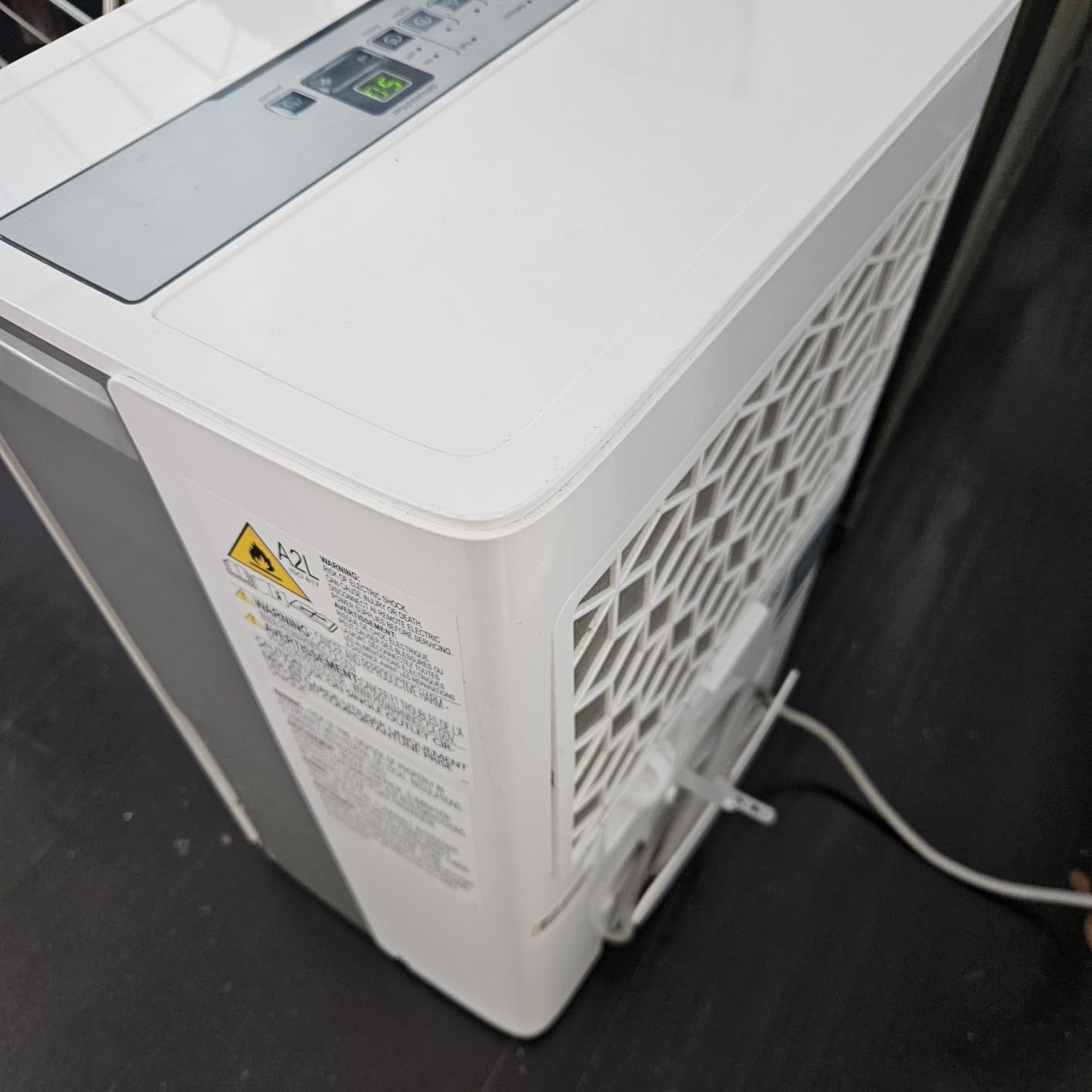 4,500 Sq. Ft.Dehumidifier for Basement, With Reusable Air Filter 50 Pint - Ideal For Basements, Large & Medium Sized Rooms, And Bathrooms (White) customer photo 2