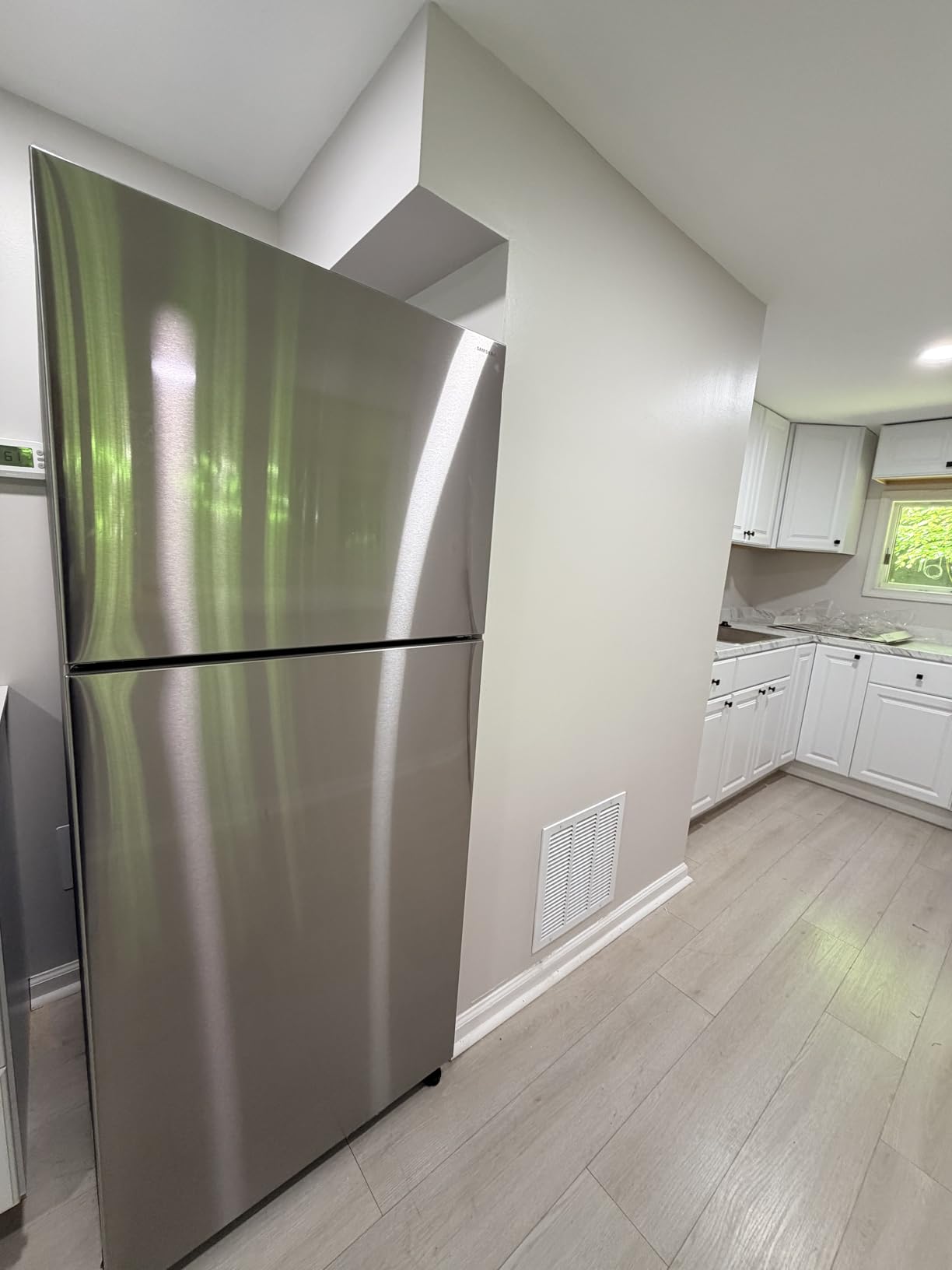 Samsung 28 Cu. Ft. 4-Door French Door Smart Refrigerator with FlexZone Drawer, Stainless Steel, RF28R7201SR/AA customer photo 1