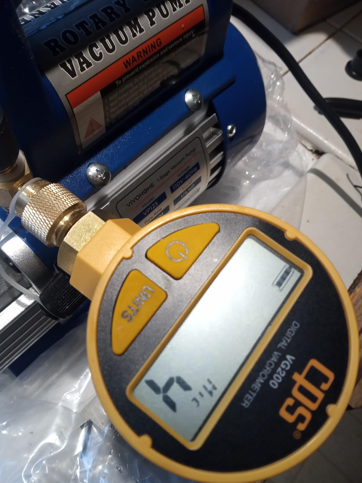 VIVOHOME 110V 1/4 HP 3.5 CFM Single Stage Rotary Vane Air Vacuum Pump with Oil Bottle customer photo 1
