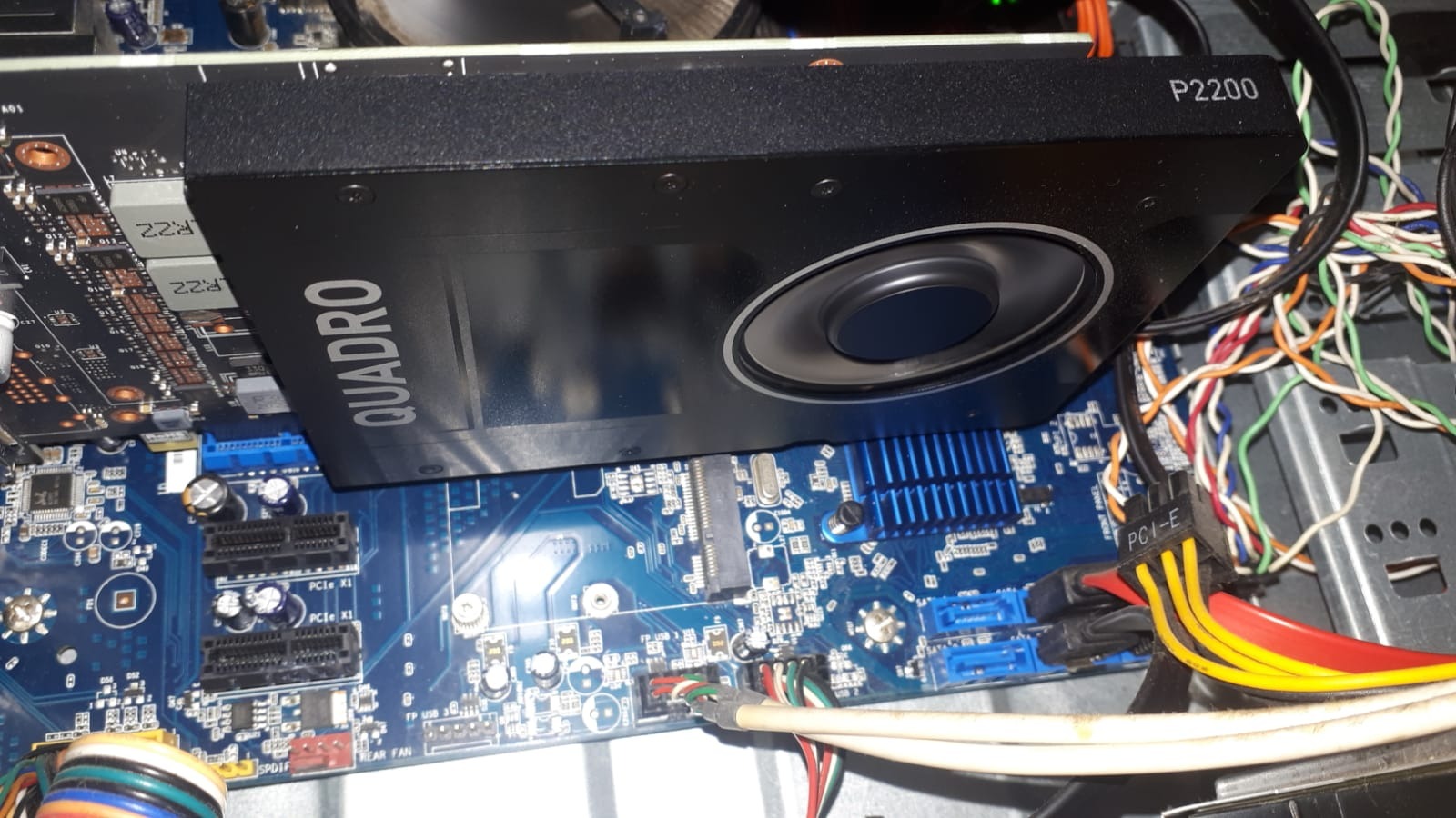 NVIDIA Quadro P2200 Video Graphics Card (VCQP2200-SB) customer photo 1
