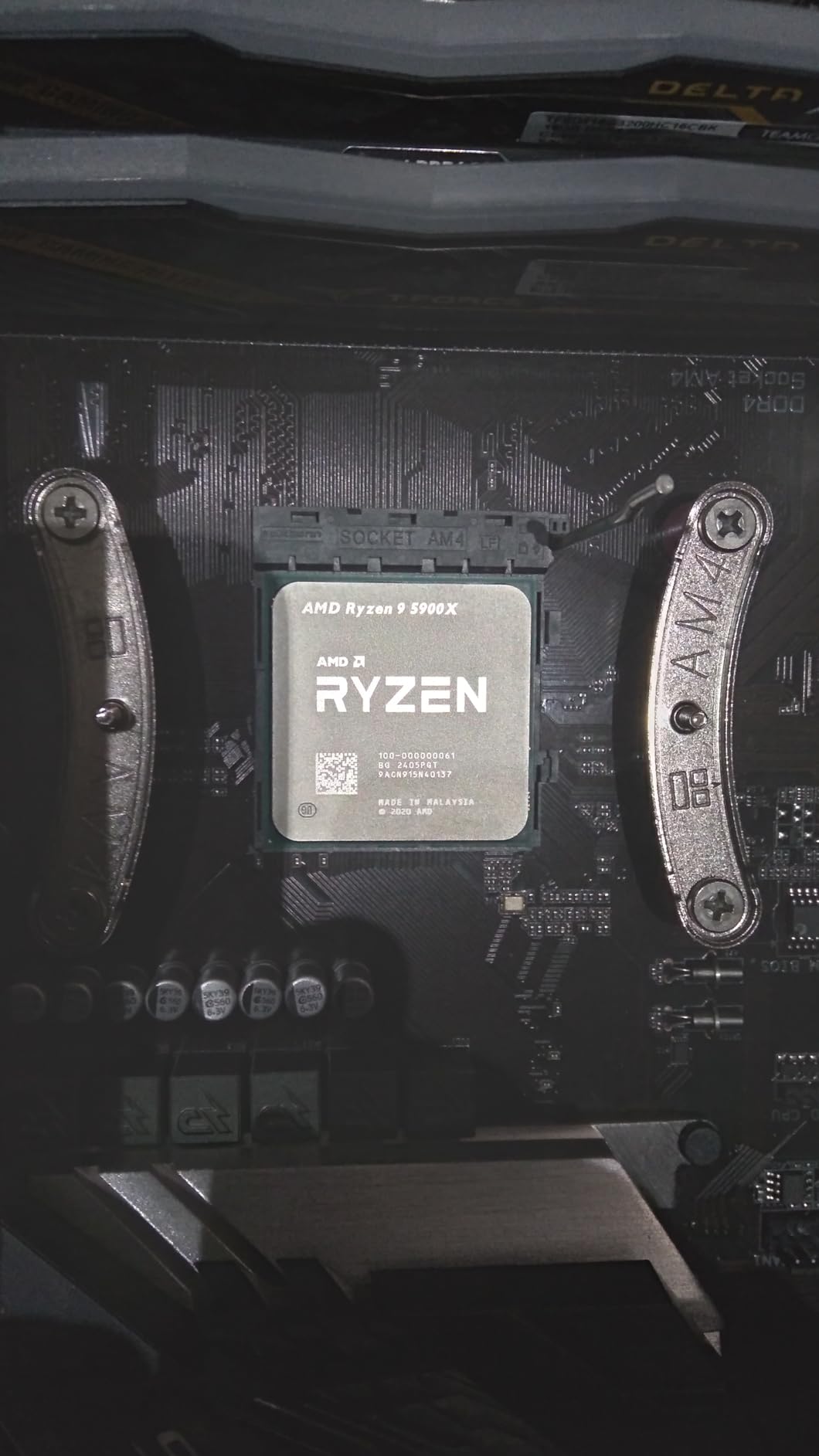 AMD Ryzen 9 5900X 12-core, 24-thread unlocked desktop processor customer photo 2