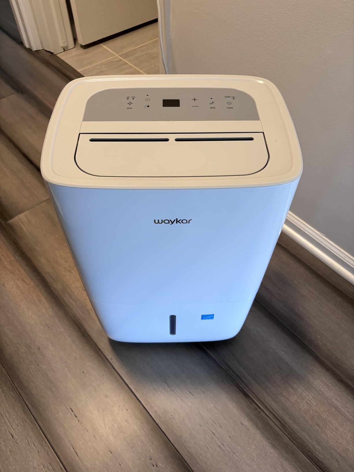 Waykar 34 Pints Energy Star Dehumidifier for Spaces up to 2,000 Sq. Ft at Home, in Basements and Large Rooms with Drain Hose and 0.66 Gallons Water Tank customer photo 1