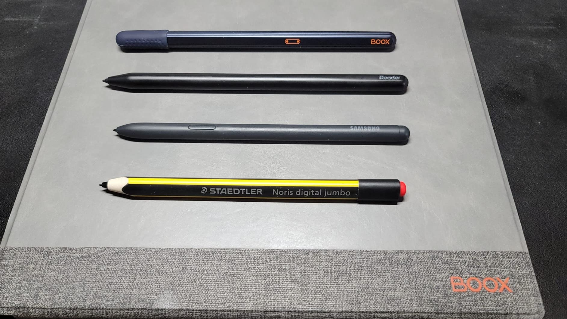 STAEDTLER Noris Jumbo Digital Stylus Pen with Eraser for Touchscreens: No Charging, Thick Triangular Barrel for Comfort, Works with Samsung Galaxy Tab, Kindle Scribe & More, Replacement Nibs & Tool customer photo 1