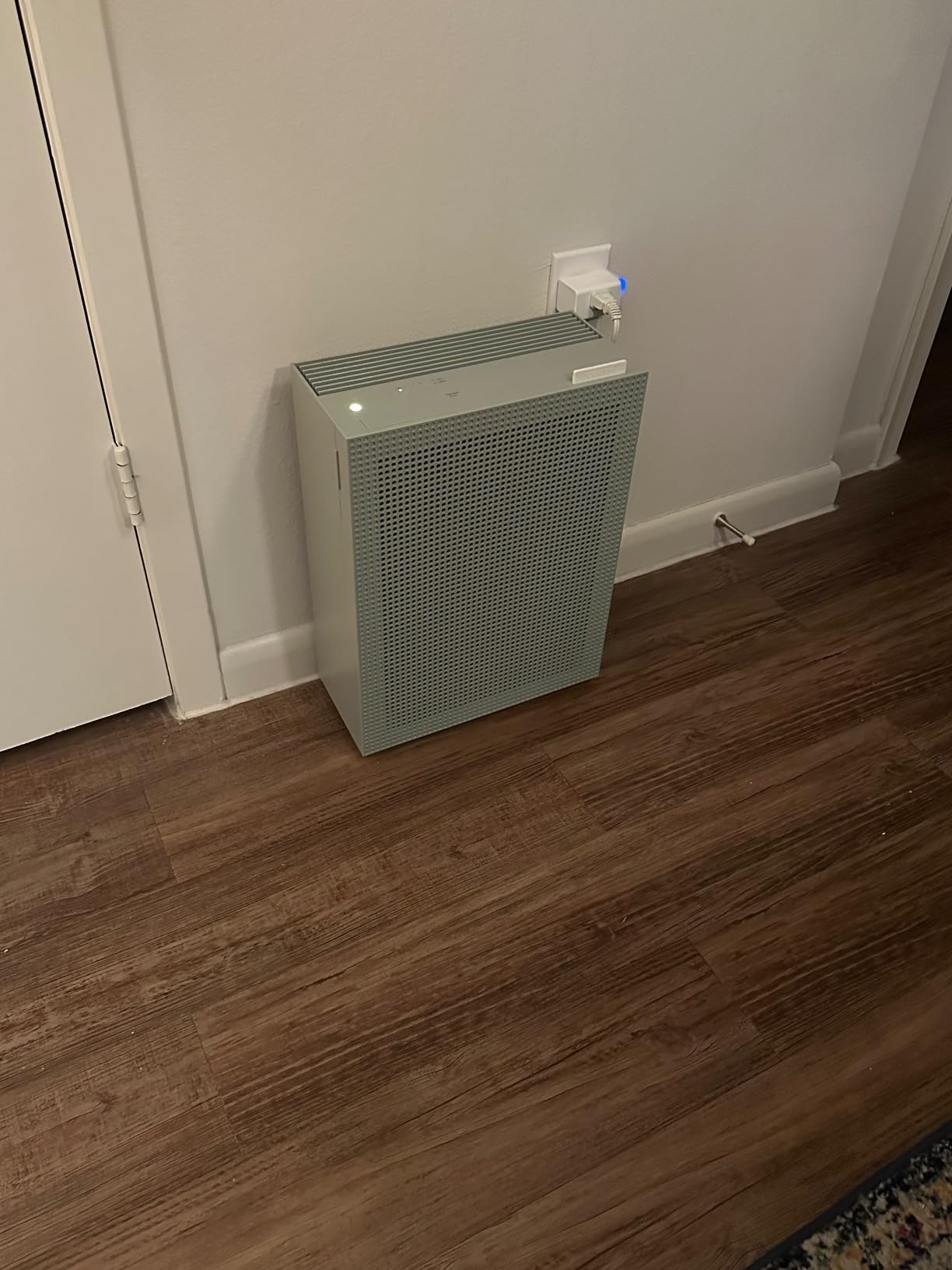 COWAY Air Purifiers for Home Bedroom up to 1,035ft² with HEPA Filter, Carbon Filter, Washable Filter for Smoke, Pollen, Dander, with Air Quality Monitor, Auto Mode, 3yr Warranty, Airmega 150 Green customer photo 2