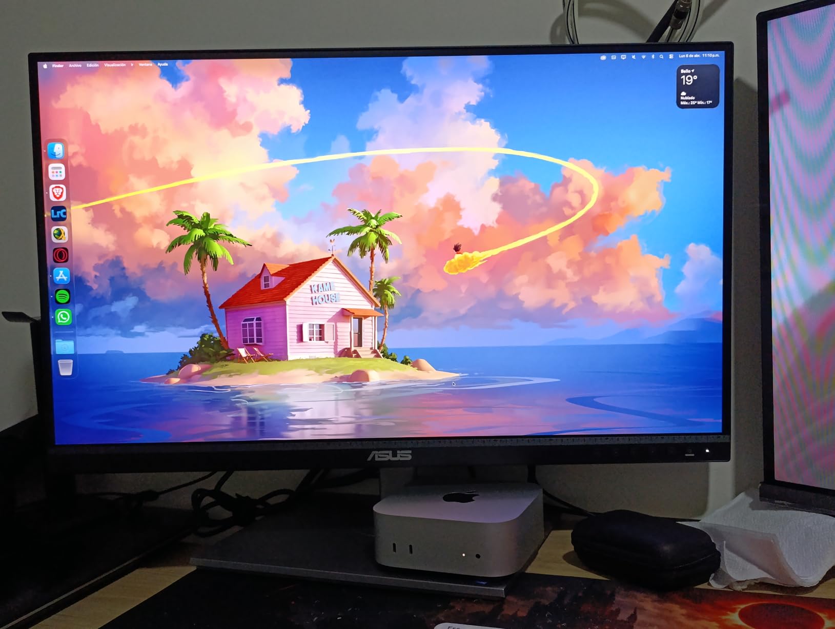 ASUS ProArt Display 27 inch Monitor PA278CV - WQHD (2560 x 1440), IPS, 100% sRGB, 100% Rec. 709, Calman Verified, USB Hub, USB-C, DisplayPort Daisy-Chaining, HDMI, Eye Care, Height Adjustable customer photo 1