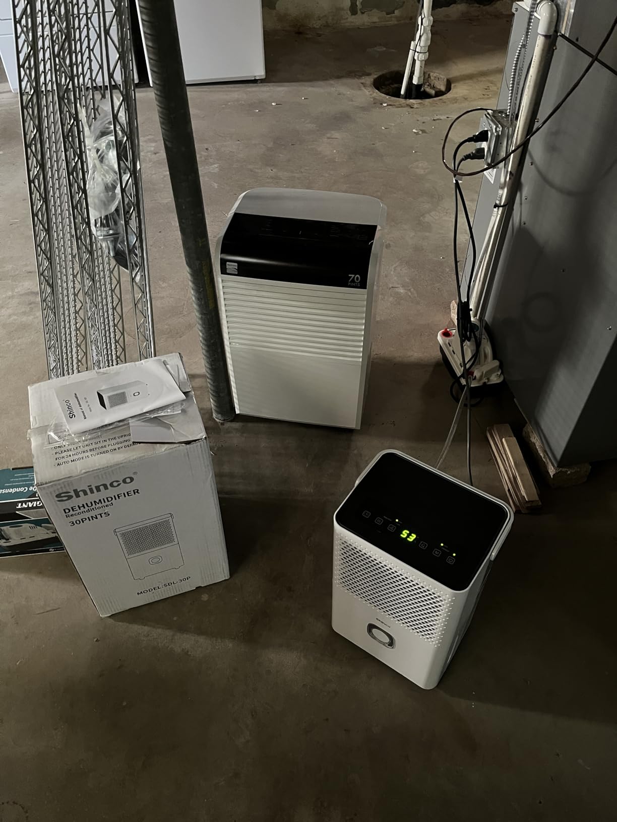 Shinco 30 Pints Dehumidifier for Home and Basements, 1500 Sq.Ft Dehumidifiers with Drain Hose, Auto or Manual Drainage, Auto Defrost, Quietly Remove Moisture, Activated Carbon Filter, 24HR Timer customer photo 1