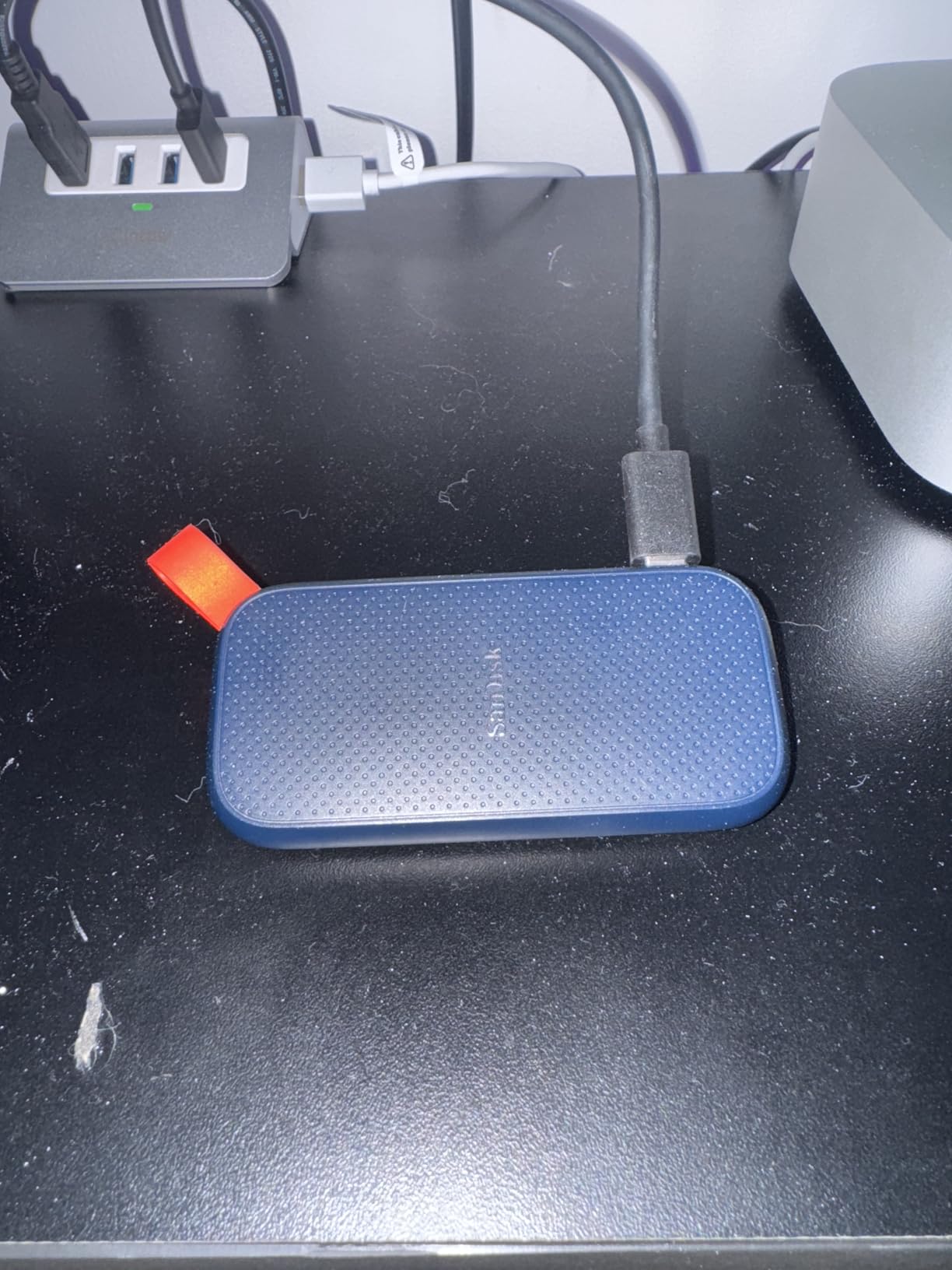 SanDisk 1TB Portable SSD - Up to 520MB/s, USB-C, USB 3.2 Gen 2 - SDSSDE30-1T00-G25 customer photo 1