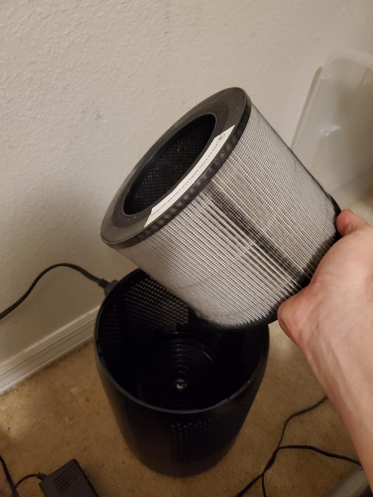 Medify MA-22 Air Purifier with True HEPA H13 Filter | 555 ft² Coverage in 1hr for Allergens, Smoke, Wildfires, Dust, Odors, Pollen, Pet Dander | Quiet 99.9% Removal to 0.1 Microns | Black, 1-Pack customer photo 2