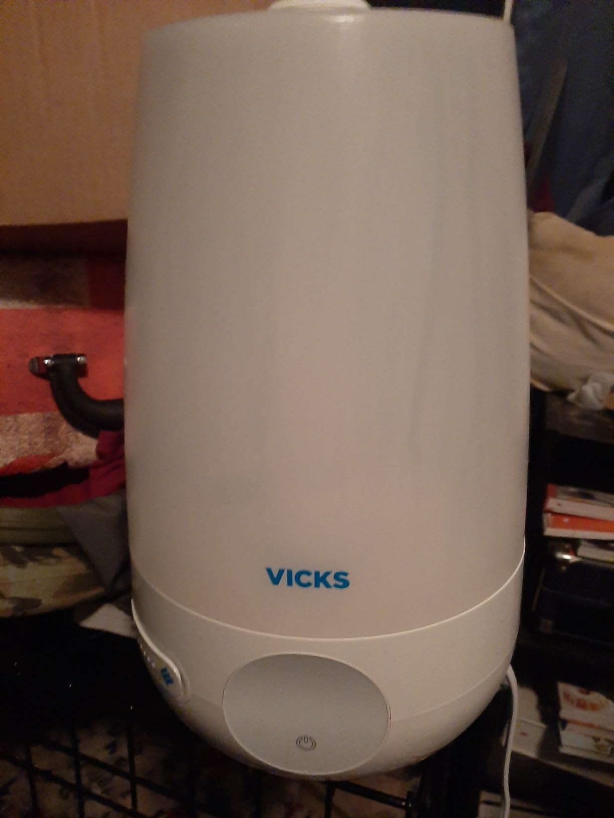 Vicks FilterFree Plus Cool Mist Plus Humidifier (VUL565), Medium Room -Filter-Free Cool Mist Humidifier for Baby, Kids and Adult Rooms, Works with Vicks VapoPads customer photo 2