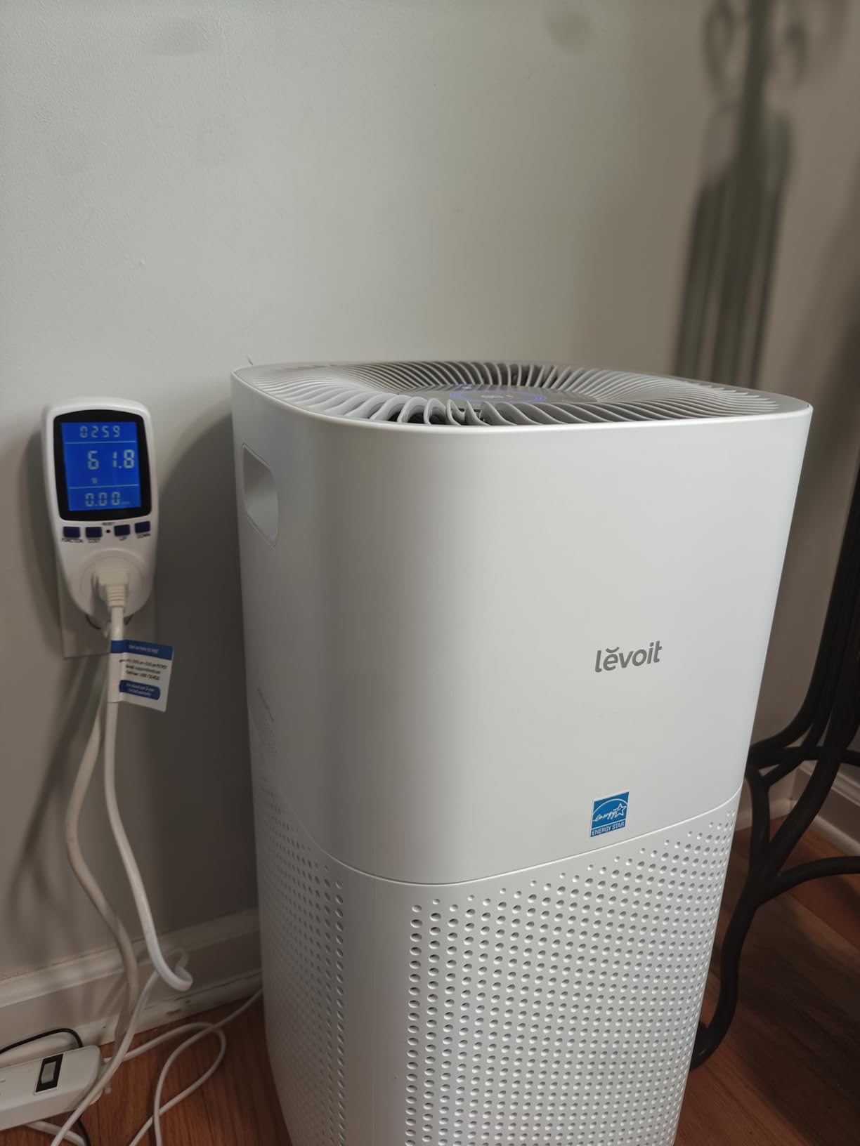 Air Purifiers for Home Large Room Up to 2933 Ft² With HEPA Sleep Mode, AHAM VERIFIDE, Smart WIFI, PM2.5 Monitor, 3-in-1 Filter For Smoke, Pet Allergies, Dust, Alexa Control, Core 600S-P, White customer photo 2