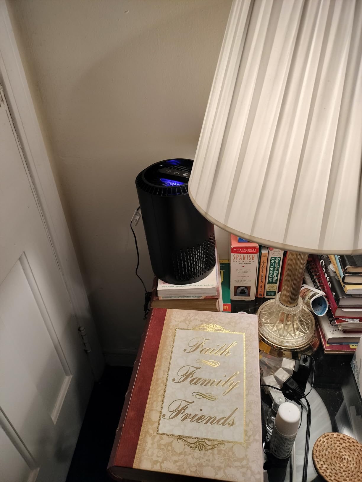 AROEVE MK01 Air Purifier for Bedroom Home, Air Purifier For Smoke Pollen Dander Hair Smell Air Cleaner with Sleep Mode Speed Control For Bedroom Office, MK01- White customer photo 1