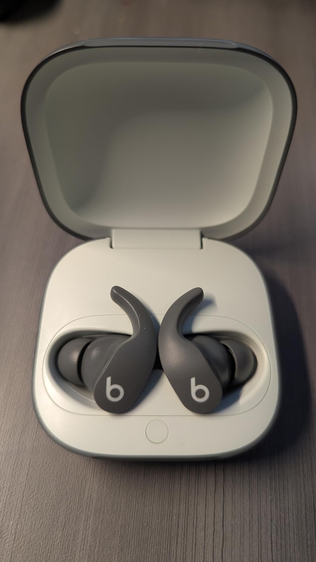 Beats Fit Pro (1st Gen) - True Wireless Noise Cancelling Earbuds - Active Noise Cancelling - Sweat Resistant Earphones, Compatible with Apple & Android, Class 1 Bluetooth® - Sage Gray customer photo 1