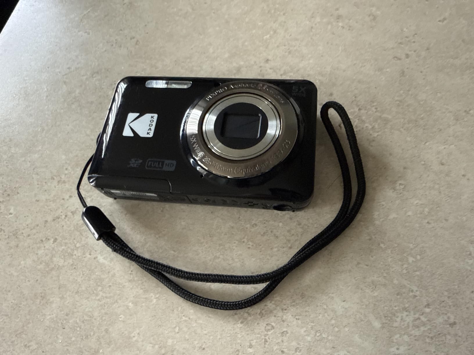 Kodak PIXPRO FZ55 16MP Digital Camera, 5X Optical Zoom, 1080P Full HD Video, 2.7