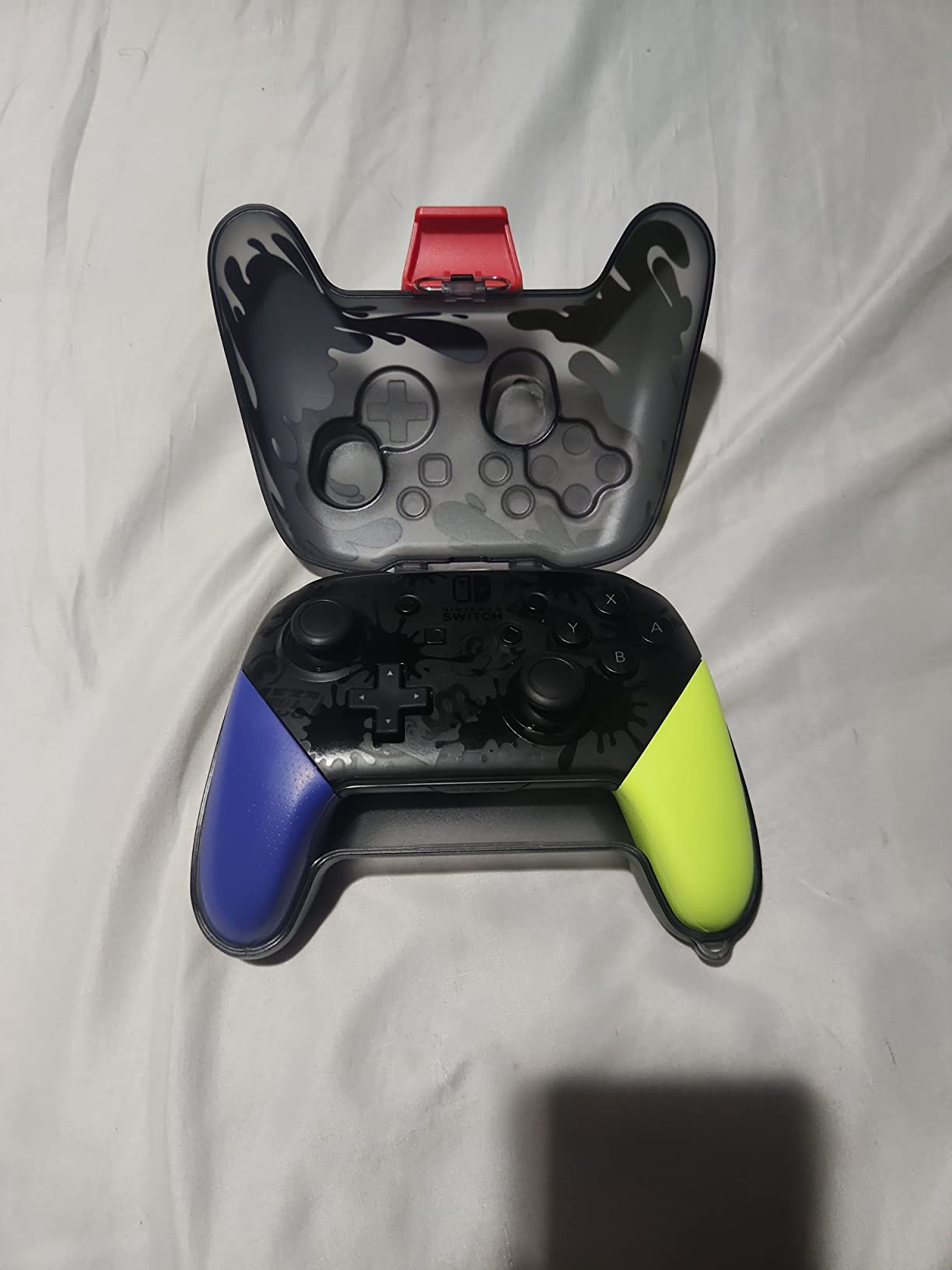 Nintendo Switch Pro Controller Splatoon 3 Edition customer photo 2