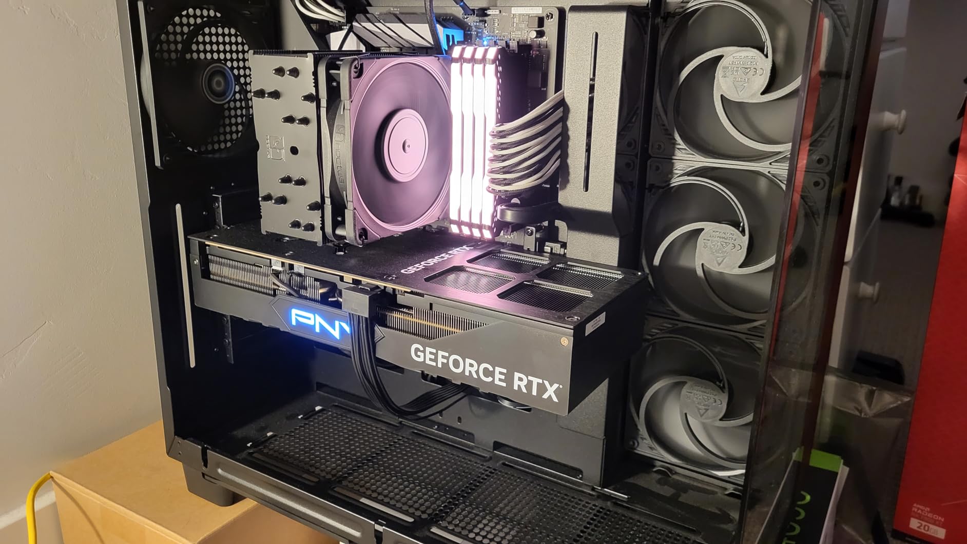 PNY GeForce RTX 4090 24GB GDDR6X Verto Triple Fan Graphics Card, DLSS 3, 384-Bit, PCIe 4.0, HDMI/DisplayPort customer photo 2