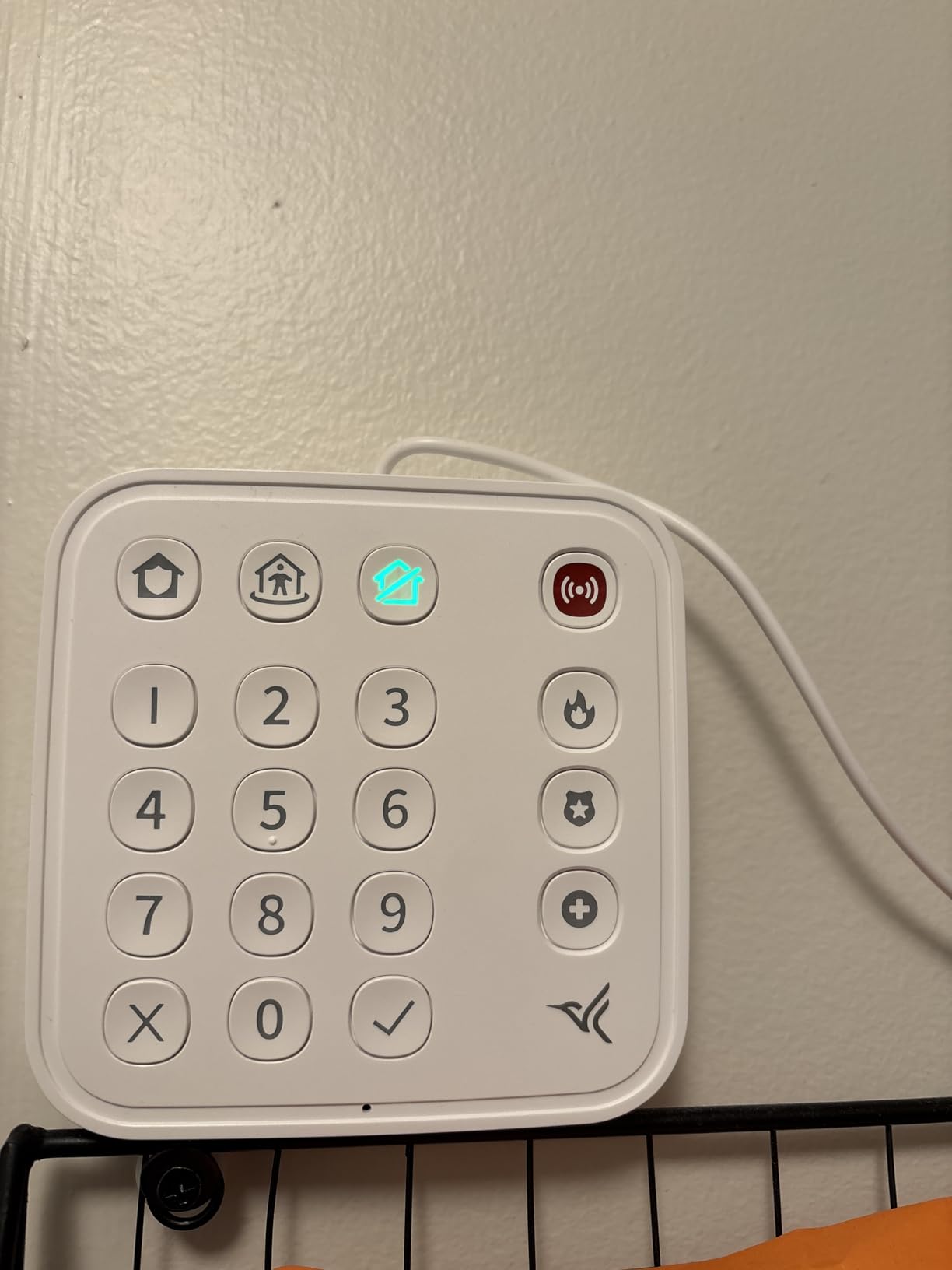Arlo Home Security System - Alarm System with Wired Keypad Sensor Hub, 5 8-in-1 Sensors & Yard Sign - No Contract Required - DIY Installation, SS1501 customer photo 1