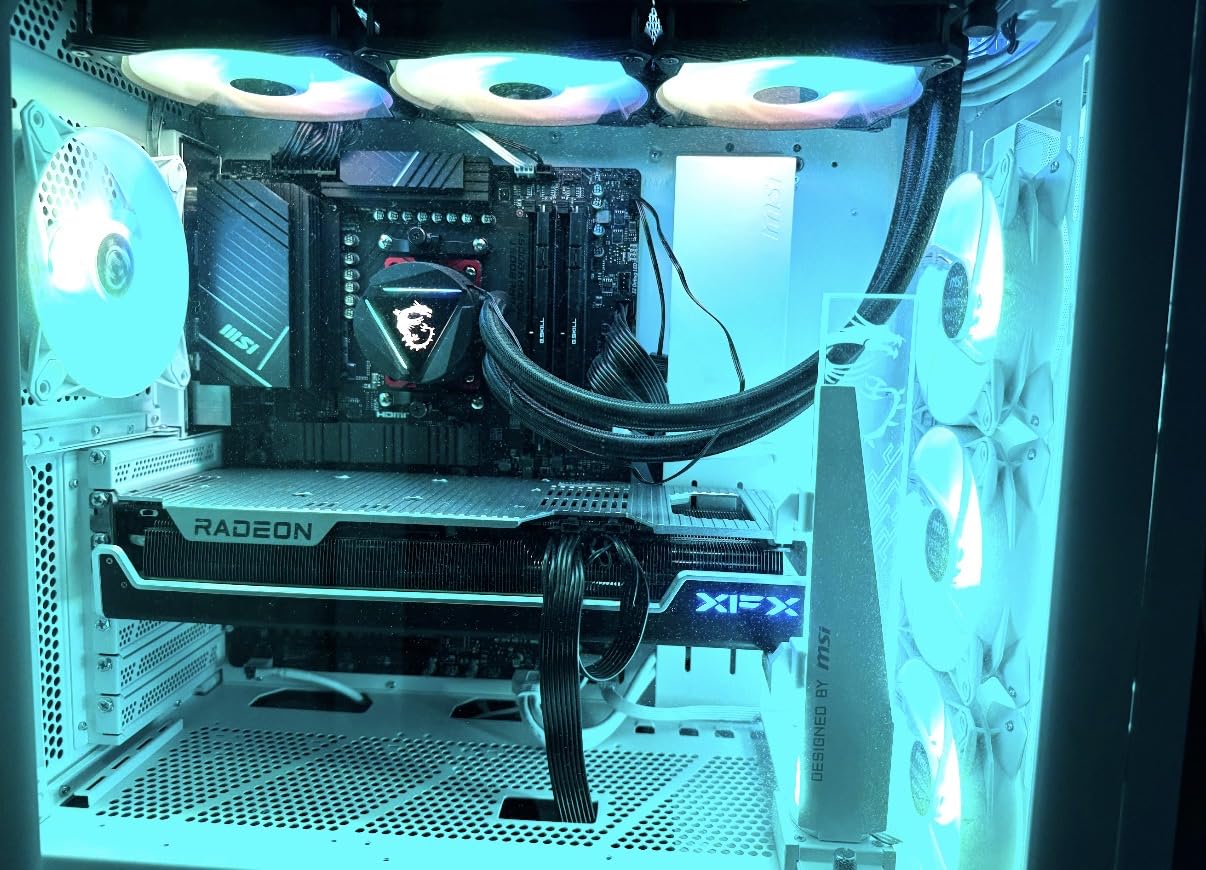 XFX Speedster MERC310 AMD Radeon RX 7900XT Black Gaming Graphics Card with 20GB GDDR6, AMD RDNA 3 customer photo 1
