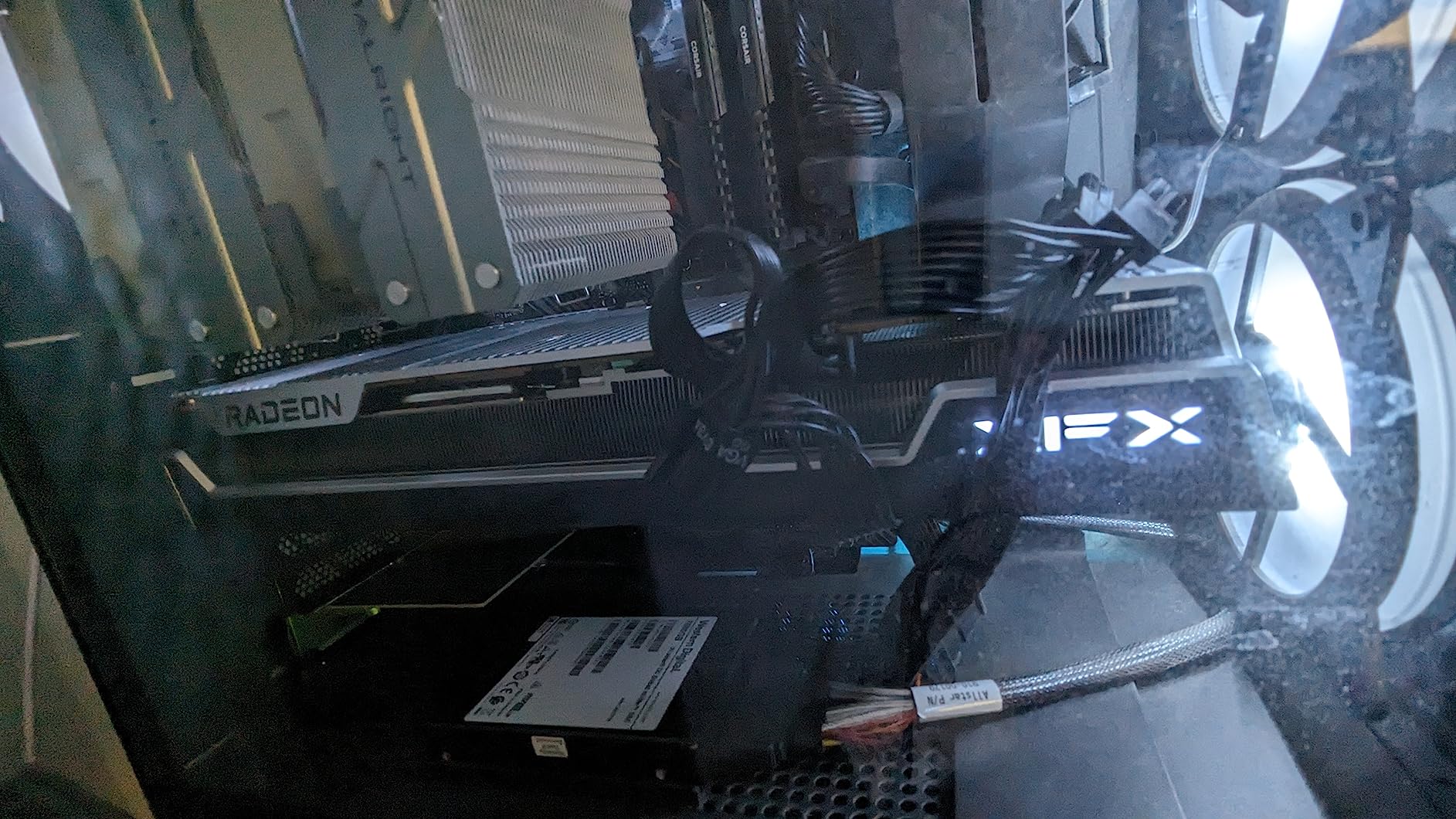 XFX Speedster MERC310 AMD Radeon RX 7900XT Black Gaming Graphics Card with 20GB GDDR6, AMD RDNA 3 customer photo 2