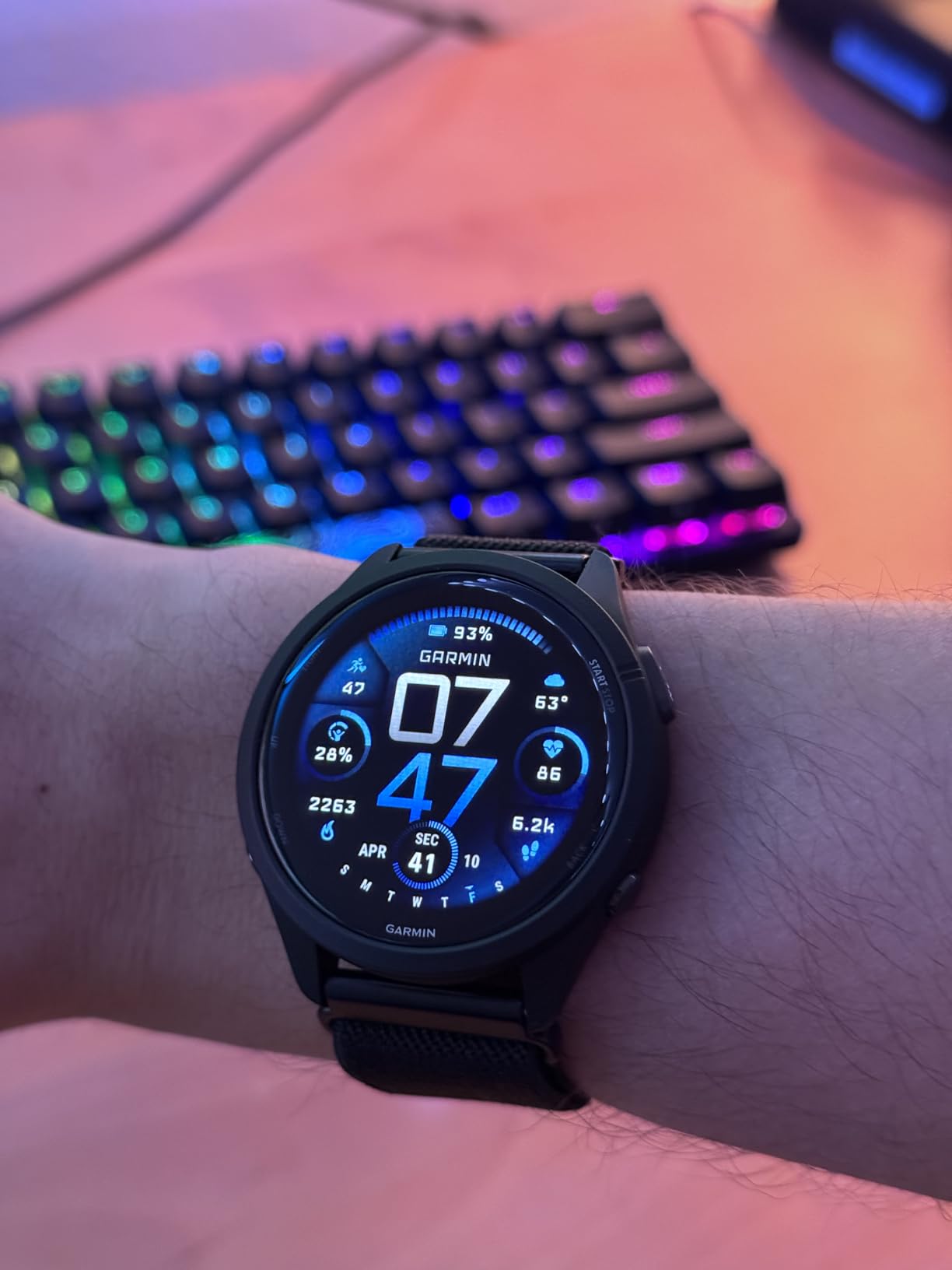 Garmin Forerunner 265S Running Smartwatch, Colorful AMOLED Display, Training Metrics and Recovery Insights, Light Pink and Powder Gray customer photo 2