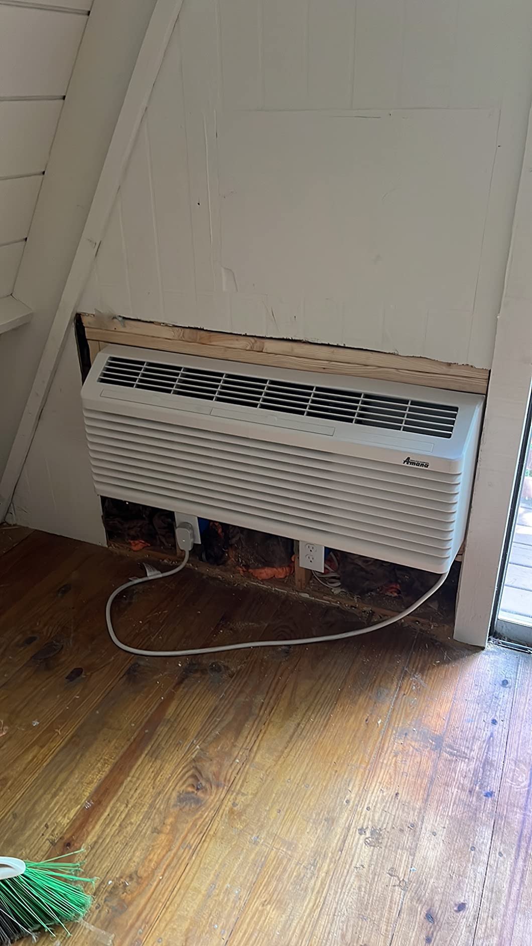 AMANA K-Series PTAC 12,000 BTU Air Conditioner Heat Pump with 3.5 kW Heater, 20 Amp plug, White - PTH123K35AXXX - A/C Unit Only customer photo 1