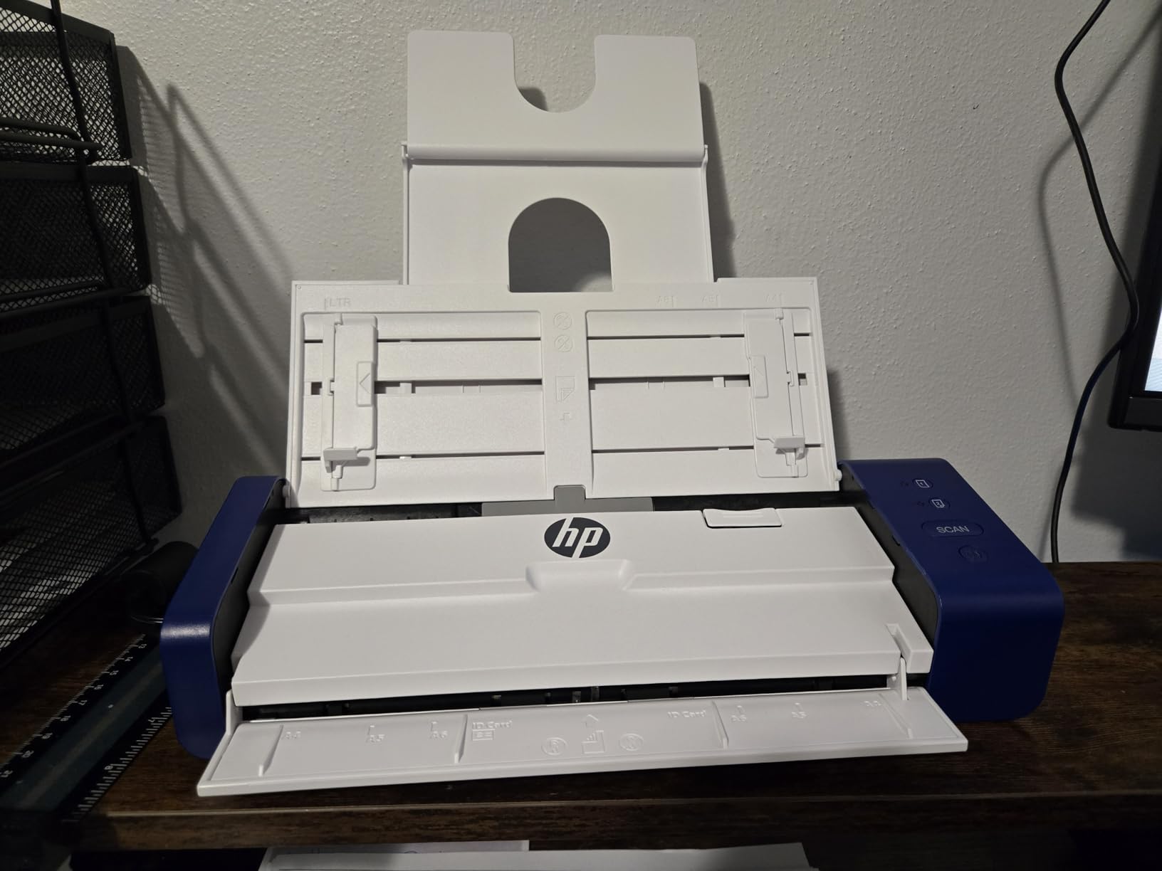 HP WorkScan PS200 Compact Desktop Duplex USB Mobile Document and Photo Scanner with Auto-Feed Tray customer photo 2