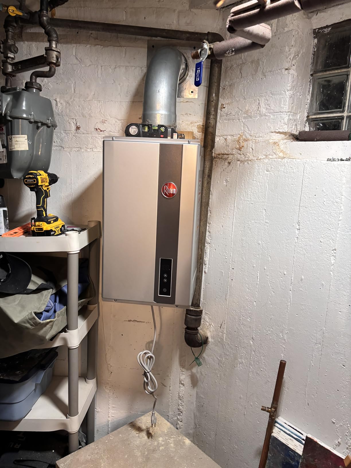 Rheem RTG-70DVLN-3 High Efficiency Non-Condensing Indoor Tankless Natural Gas Water Heater 7.0 GPM, 160,000 BTUs customer photo 2