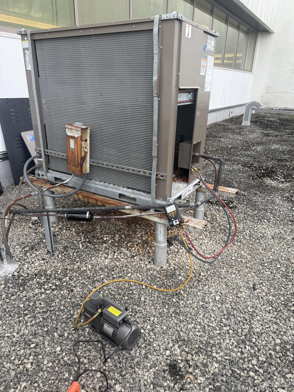 Orion Motor Tech 2 Stage Vacuum Pump, 9 cfm 3/4 hp HVAC Rotary Vane Vacuum Pump with 1.5 Micron Ultimate Vacuum, Two Stage Air Vacuum Pump for R22 R134a R410a HVAC Servicing customer photo 1