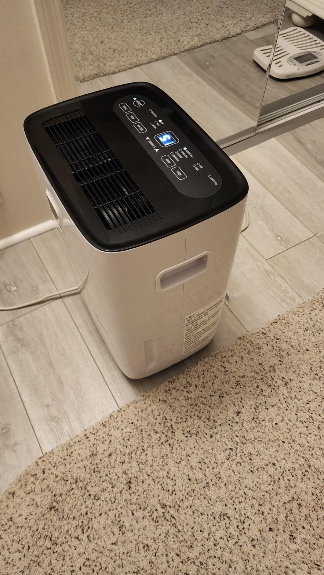 Yaufey 6000 Sq. Ft. Energy Star Certified Dehumidifier, Max 120 Pints Dehumidifier for Basement with Drain Hose, Smart Compressor with Intelligent Humidity Control, Dehumidifiers for Home Bedroom customer photo 1