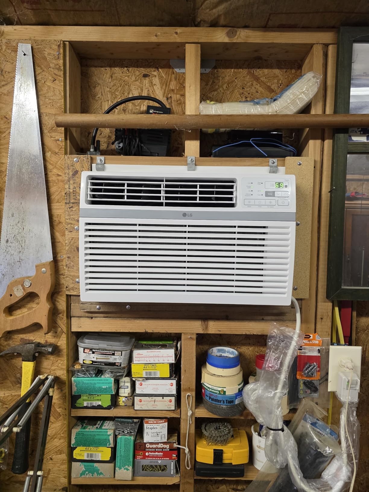 LG LW1024RSMX Window Conditioner, Wi-Fi Enabled w/Remote, 450 Sq.Ft, 4-Way Air Deflection, 3 Cooling and Fan Speeds, 115V, 10,000 BTU, White customer photo 1