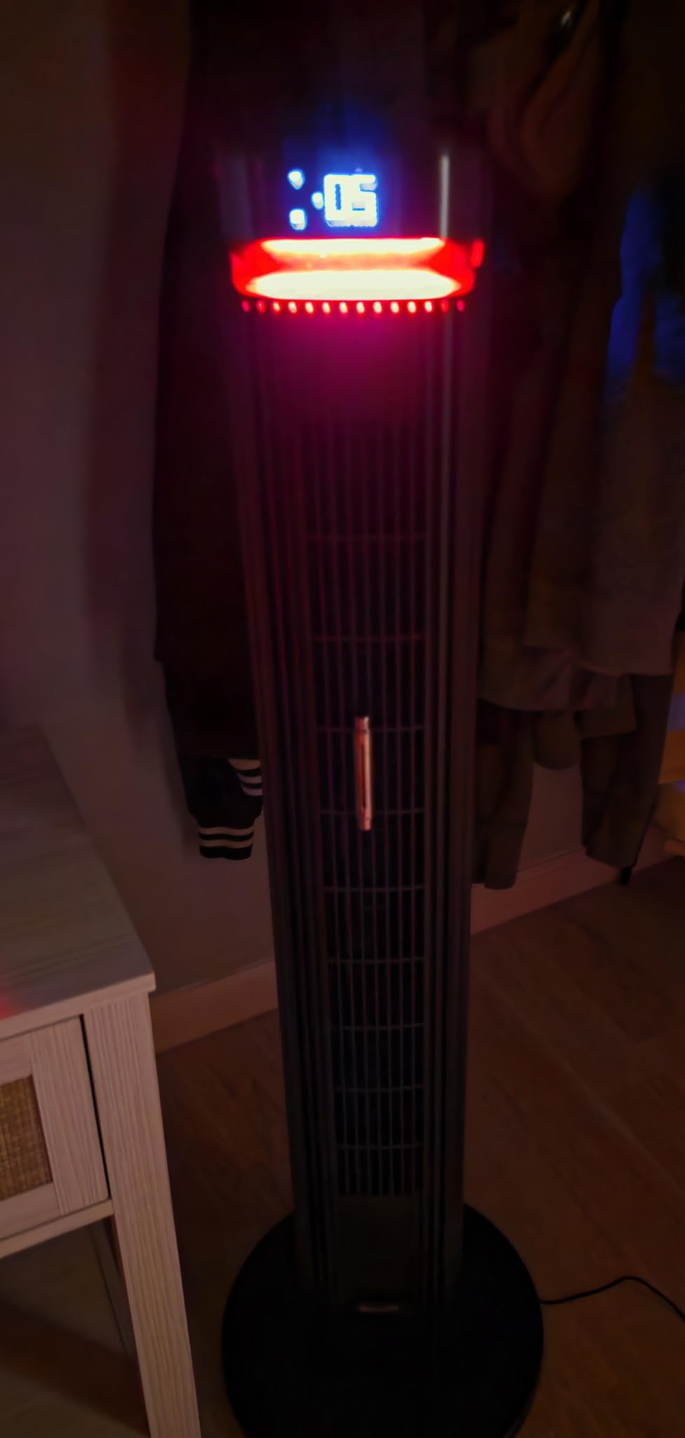 GoveeLife 42'' Tower Fan for Bedroom, Smart Floor Fans with 150° Adjustable Oscillating, APP & Voice Control, 5 Modes 12 Speeds up to 26ft/s, 24H Timer, 27dB Quiet Fan for Cooling Home Office Silver customer photo 2