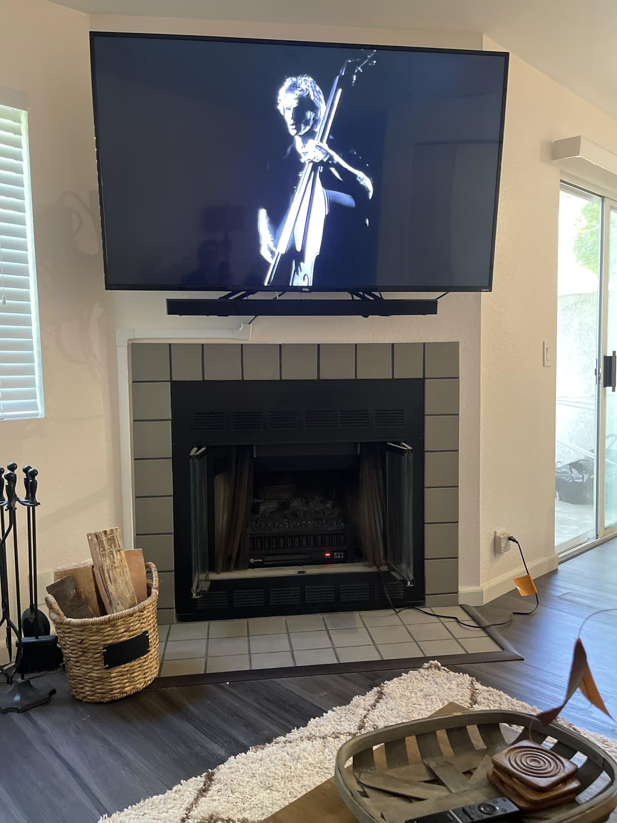 Samsung HW-B750D 5.1 ch Soundbar w/ Dolby Audio, Surround Sound expansion, Bass Boost, Adaptive Sound, DTS Virtual:X, Wireless Subwoofer, 2024 customer photo 2