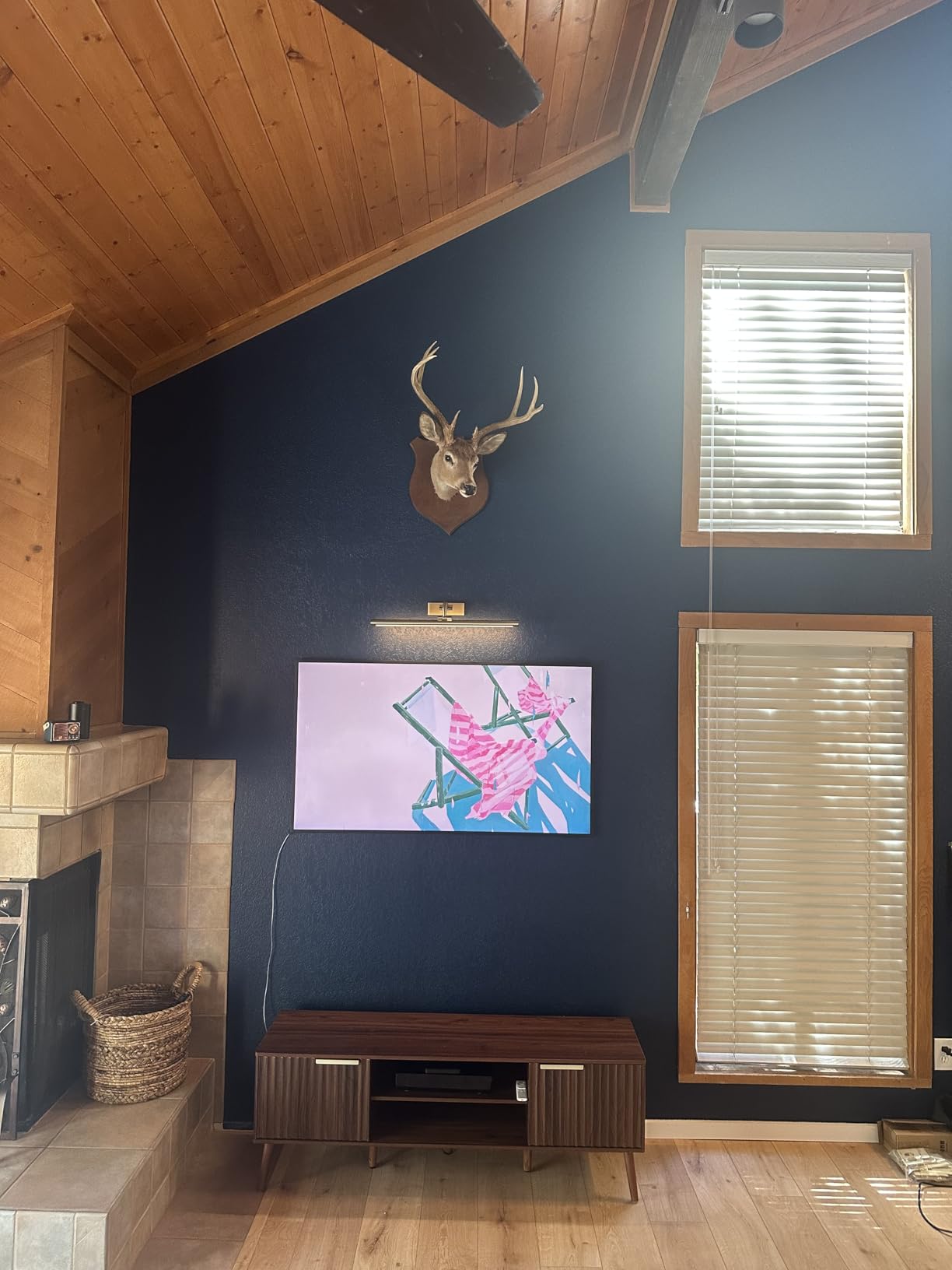 Samsung 85-Inch Class QLED 4K LS03D The Frame Series Quantum HDR Smart TV w/Dolby Atmos, Art Mode, Anti-Reflection, Customizable Frame, Slim Fit Wall Mount with Alexa Built-in (QN85LS03D, 2024 Model) customer photo 2
