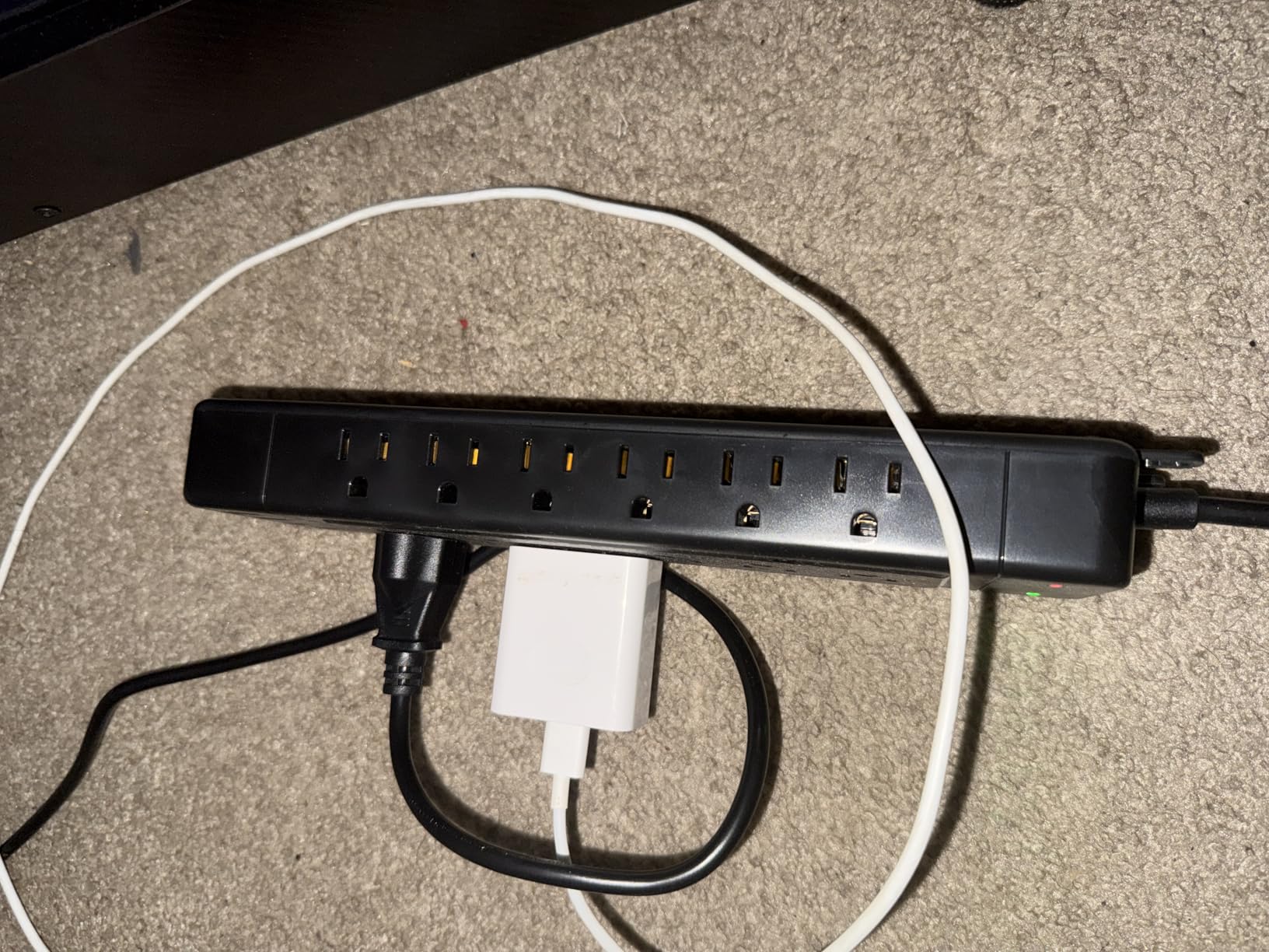 Surge Protector Power Strip 10ft Cord/High Joules Surge Protection (4800J)/Heavy Duty/Multiple outlets/Mountable/18AC/1875W/USB A+C(PD20W),Flat Plug,Commercial,Industrial,Office,Home,Black customer photo 1