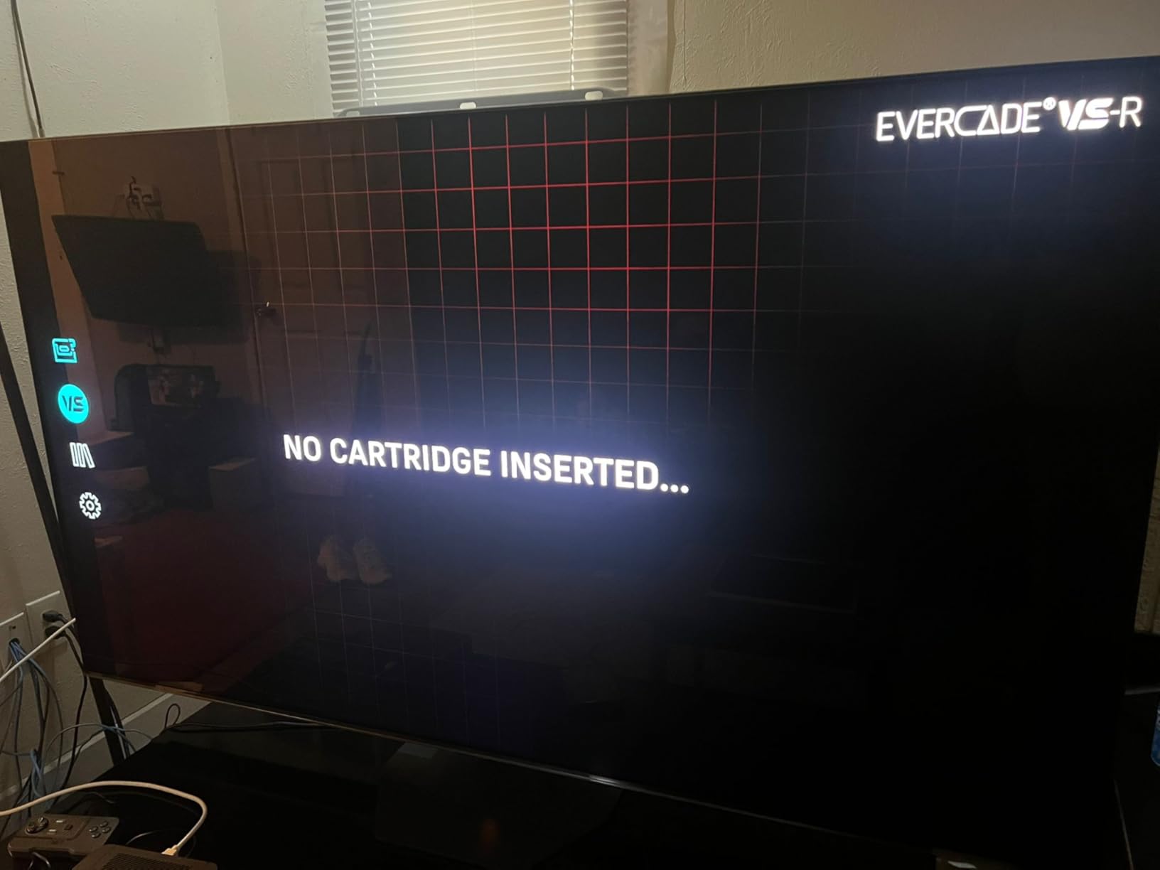 Evercade EXP-R Retro Gaming Handheld Console with Tomb Raider 1, 2 & 3 customer photo 2