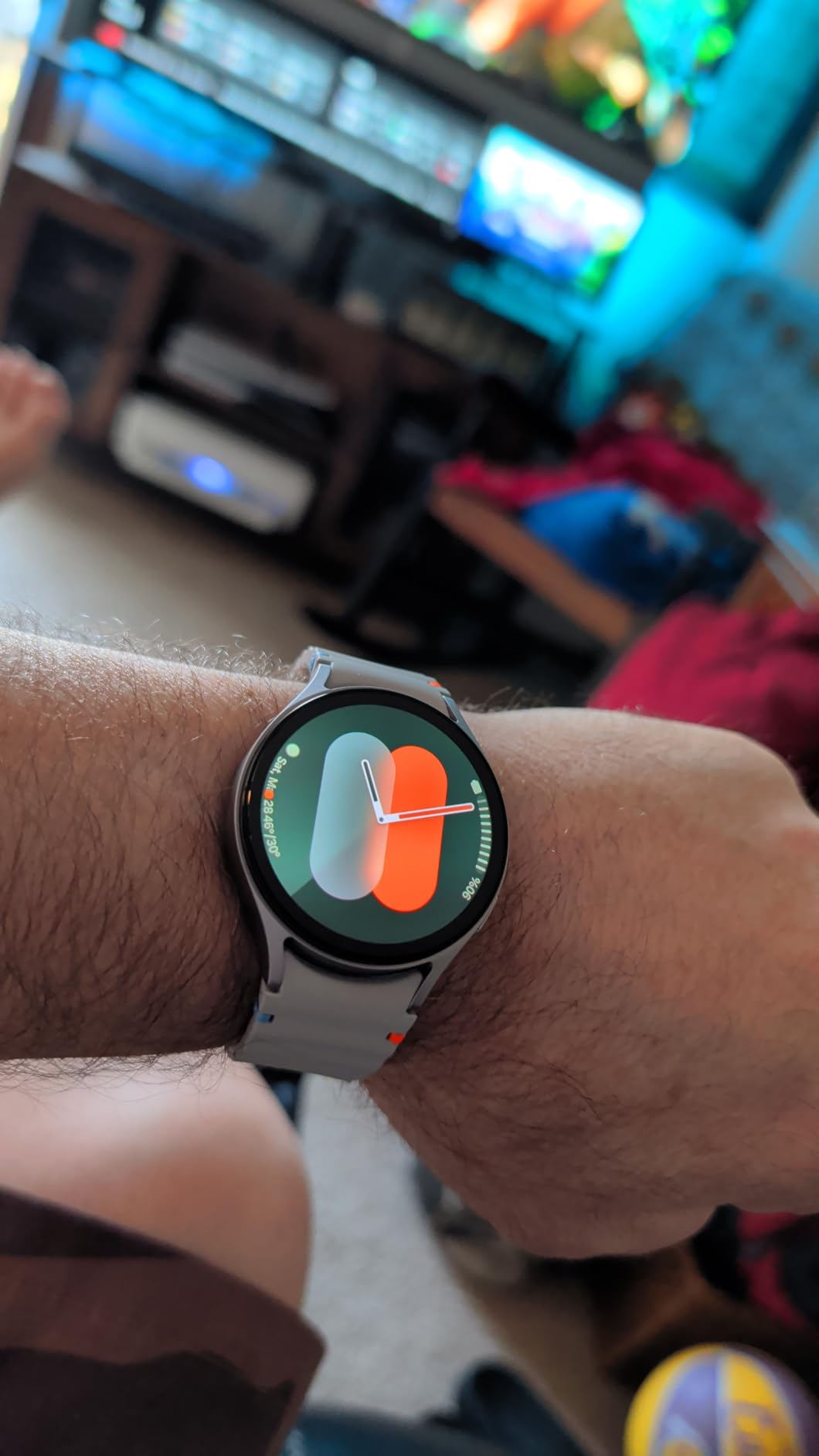 Galaxy Watch 7 40mm Bluetooth AI Smartwatch w/Energy Score, Wellness Tips, Heart Rate Tracking, Sleep Monitor, Fitness Tracker, 2024, Cream customer photo 1