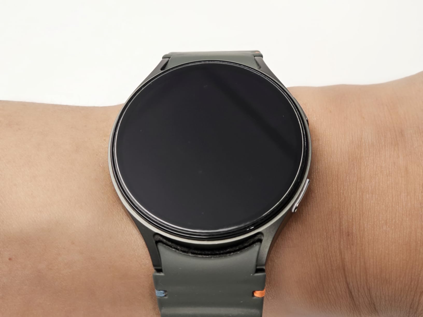 Galaxy Watch 7 40mm Bluetooth AI Smartwatch w/Energy Score, Wellness Tips, Heart Rate Tracking, Sleep Monitor, Fitness Tracker, 2024, Cream customer photo 2